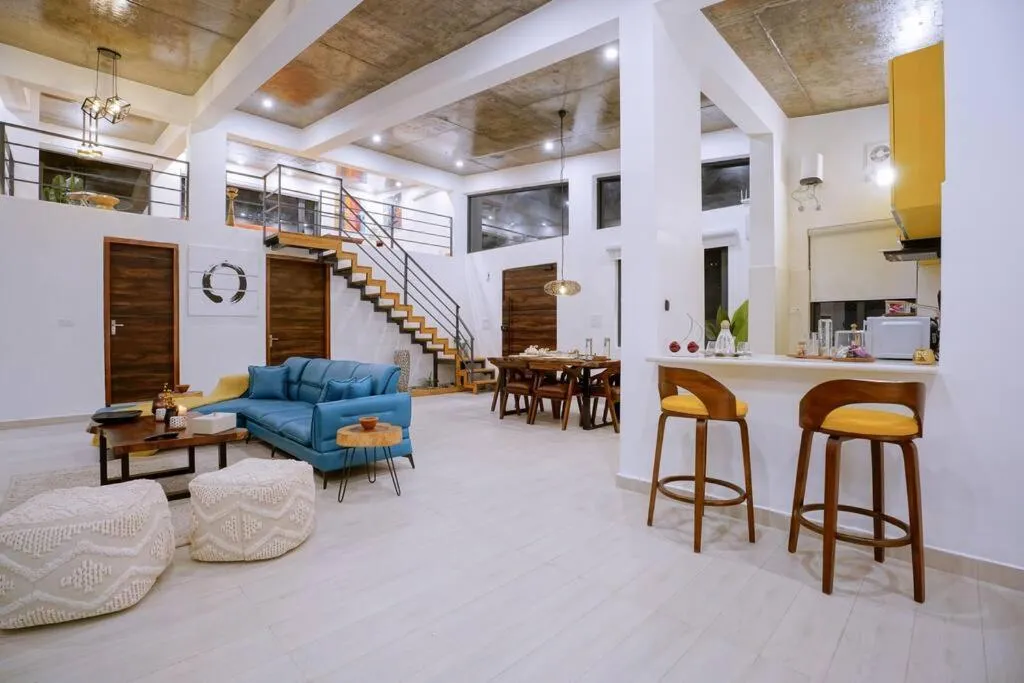 Living room in LaRiSa Mountains & Martini Villa