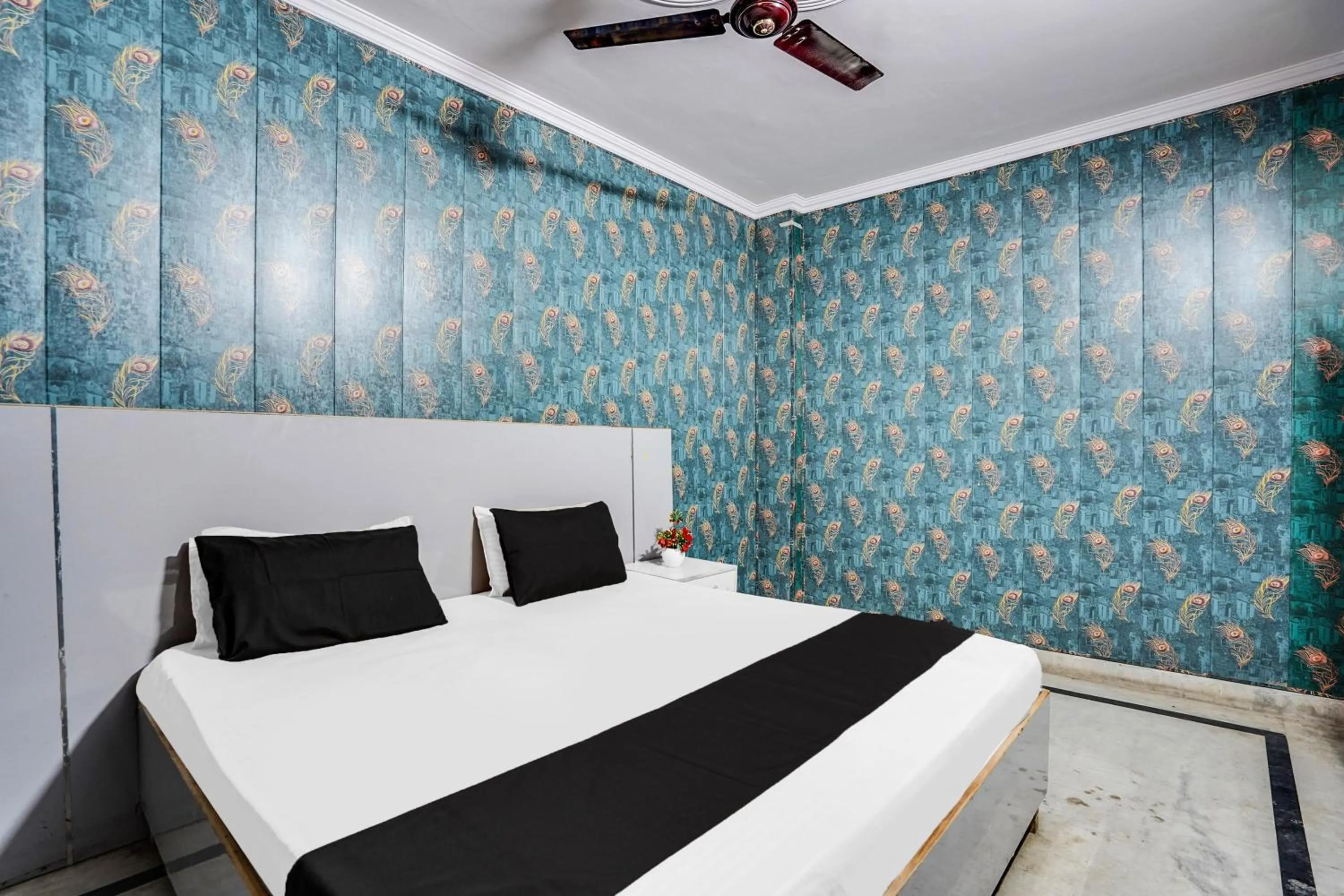 Lobby or reception, Bed in Hotel O R S Residency