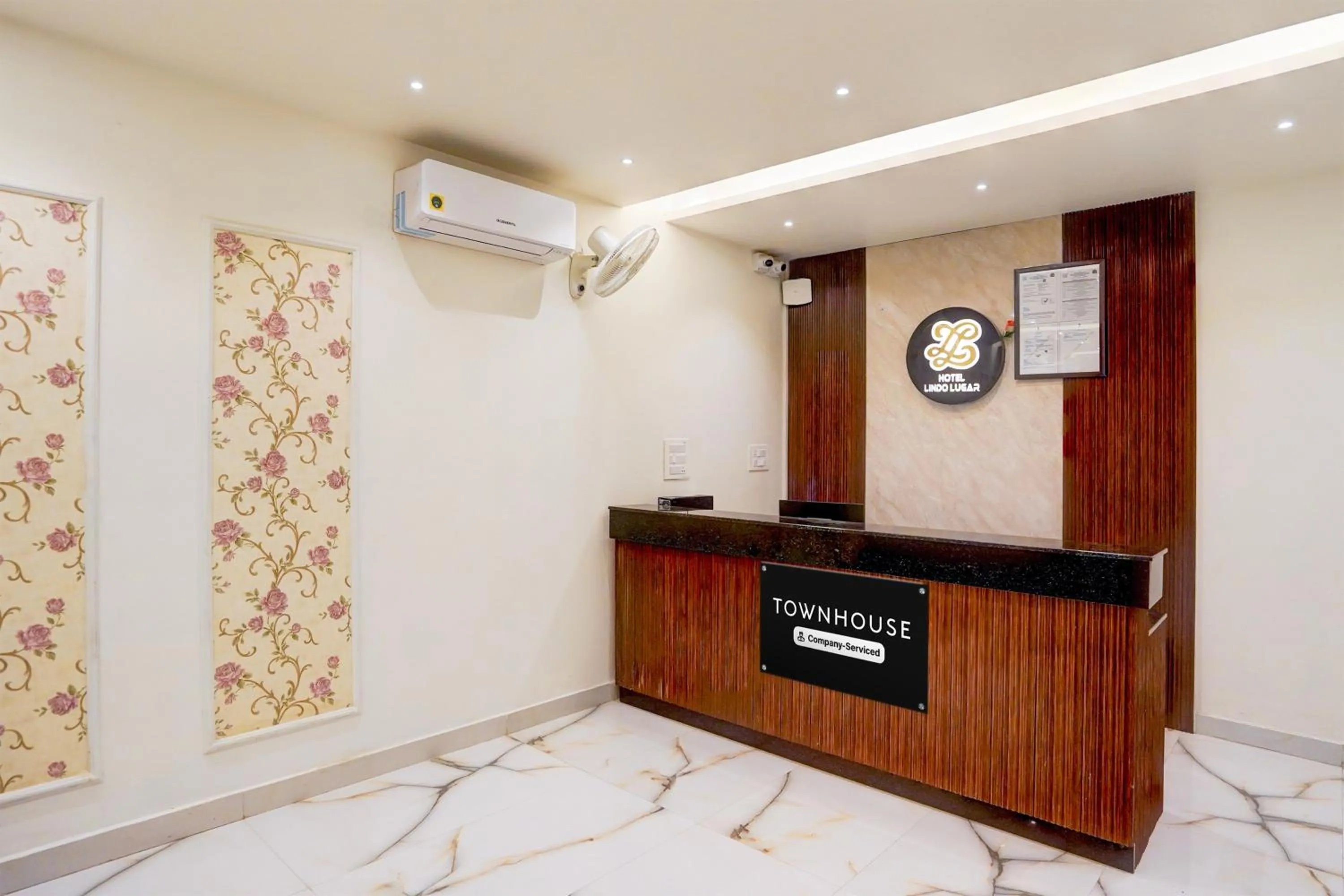 Lobby or reception in Super Townhouse Alwar Formerly Hotel Lindo Lugar
