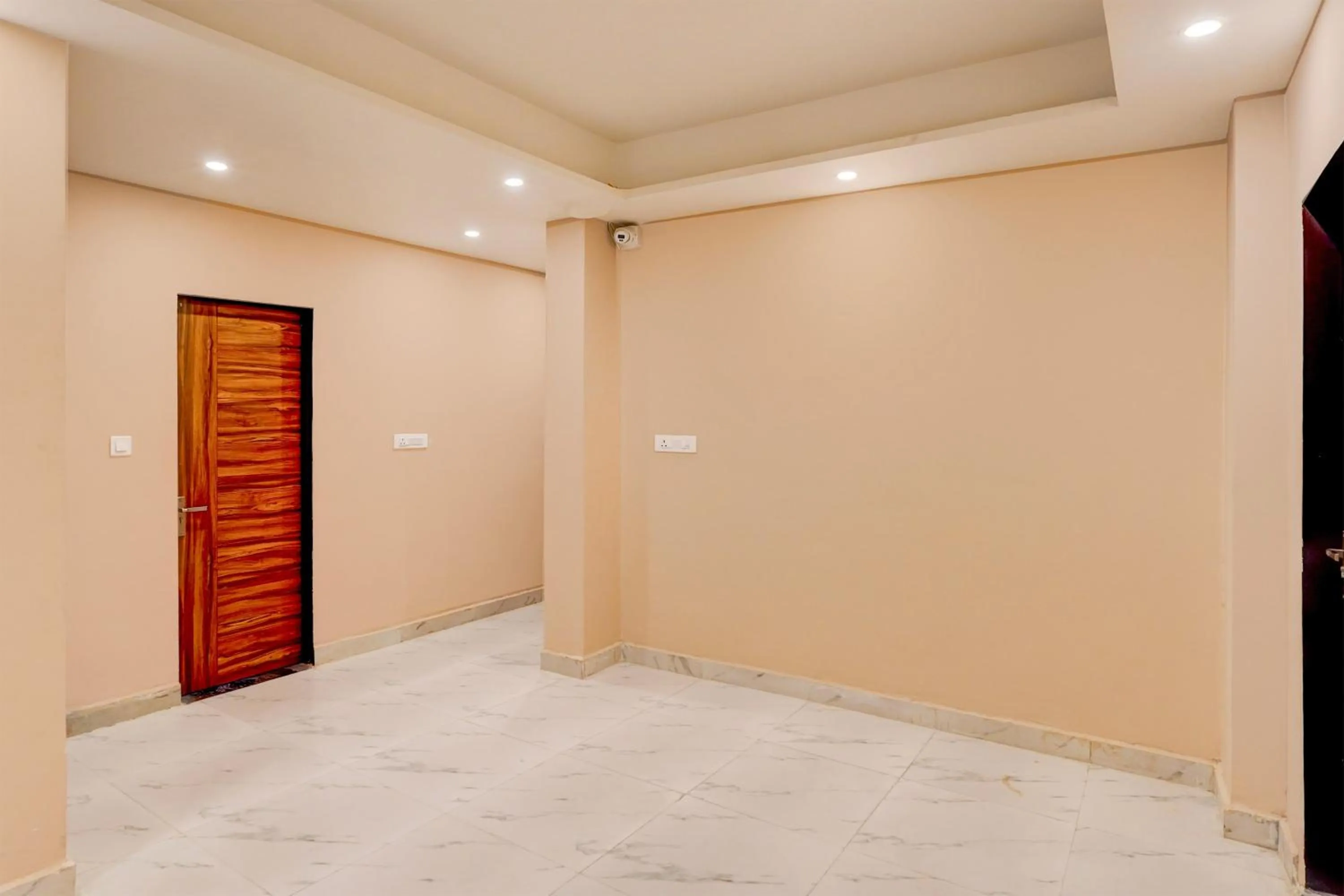 Lobby or reception in Super Townhouse Alwar Formerly Hotel Lindo Lugar