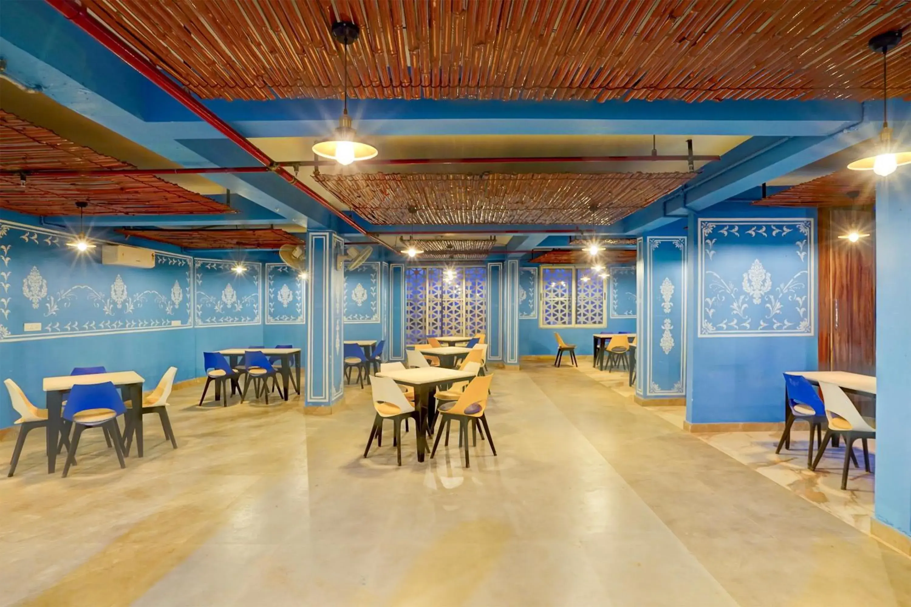 Restaurant/places to eat in Super Townhouse Alwar Formerly Hotel Lindo Lugar Restaurant/places to eat in Super Townhouse Alwar Formerly Hotel Lindo Lugar