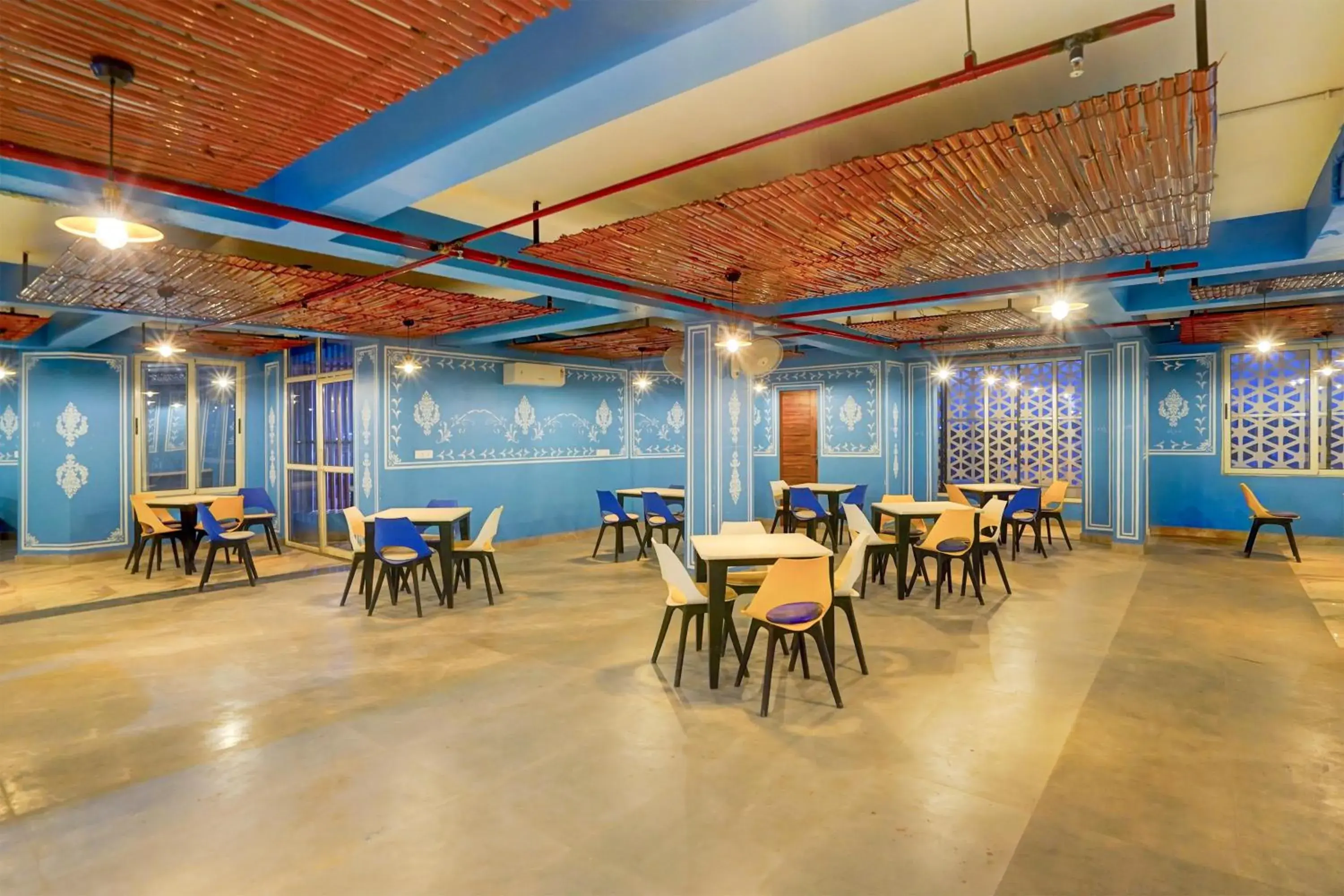 Restaurant/places to eat in Super Townhouse Alwar Formerly Hotel Lindo Lugar Restaurant/places to eat in Super Townhouse Alwar Formerly Hotel Lindo Lugar