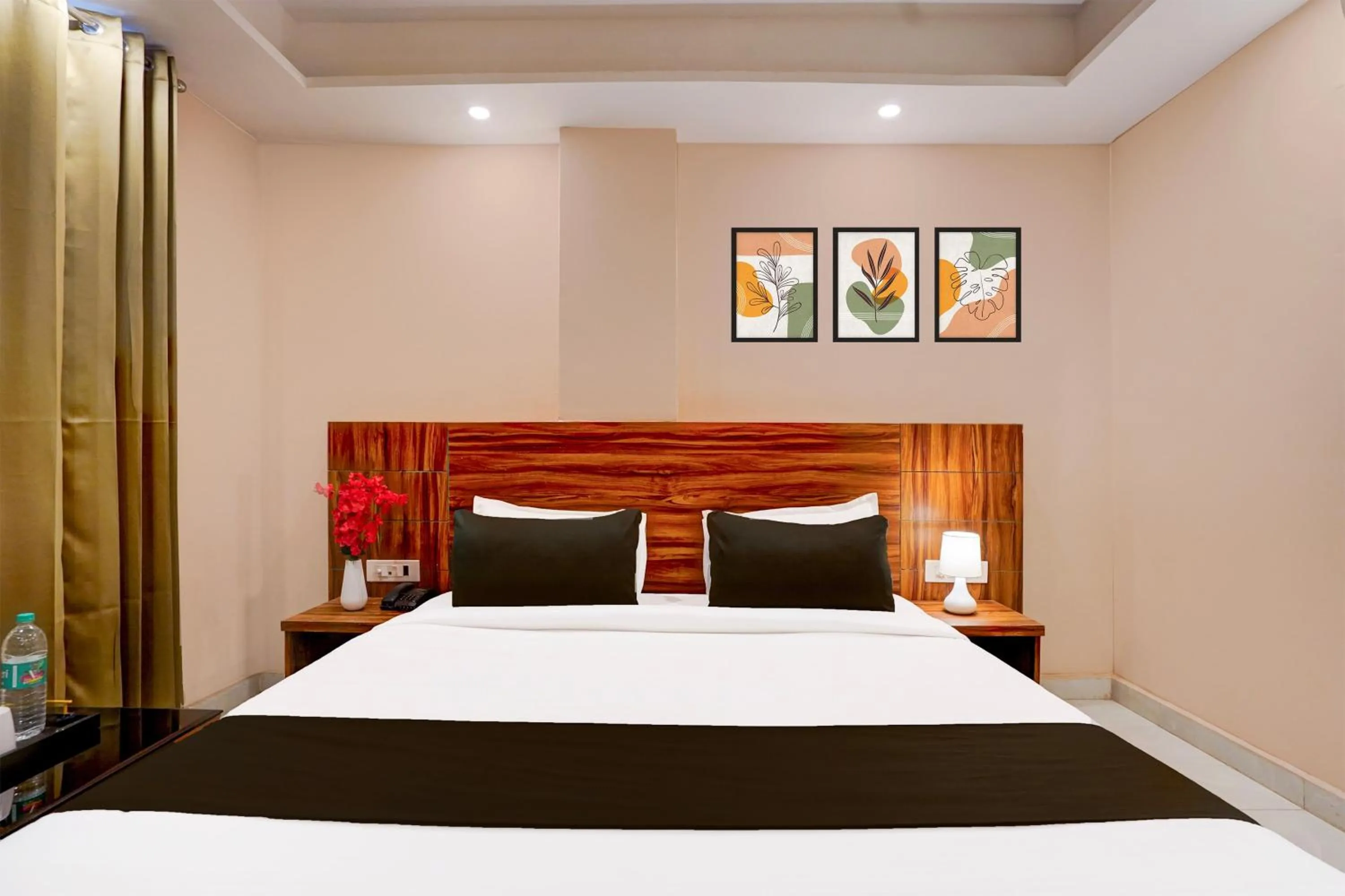Bedroom, Bed in Super Townhouse Alwar Formerly Hotel Lindo Lugar