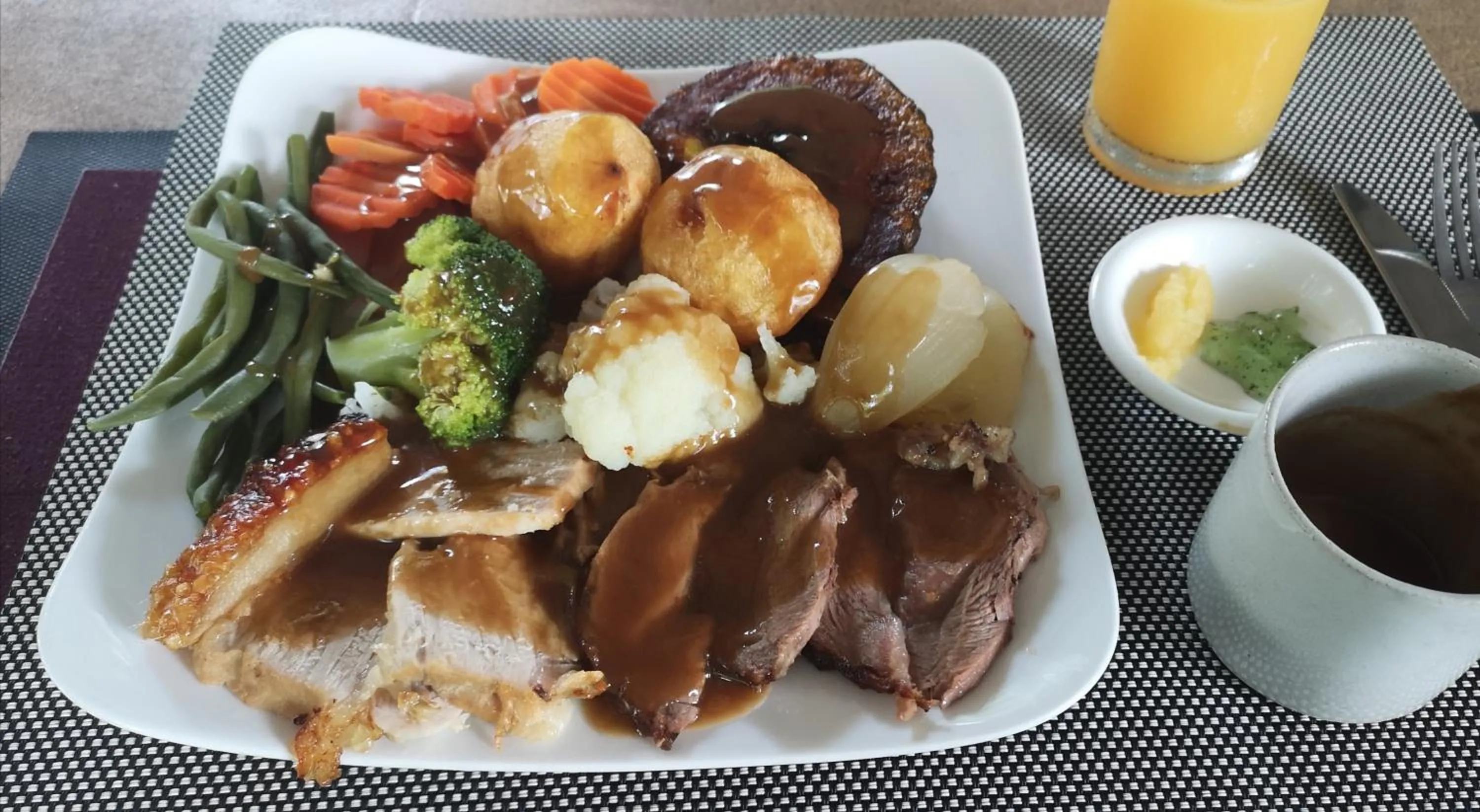 Food in Eureka Villas Siem Reap