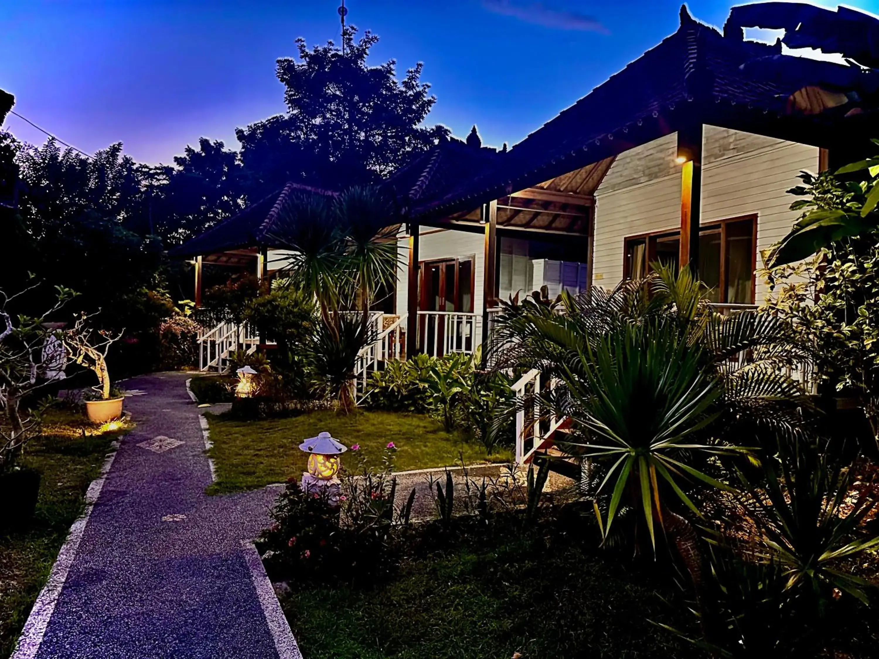 Property building in D mas huts lembongan Property building in D mas huts lembongan