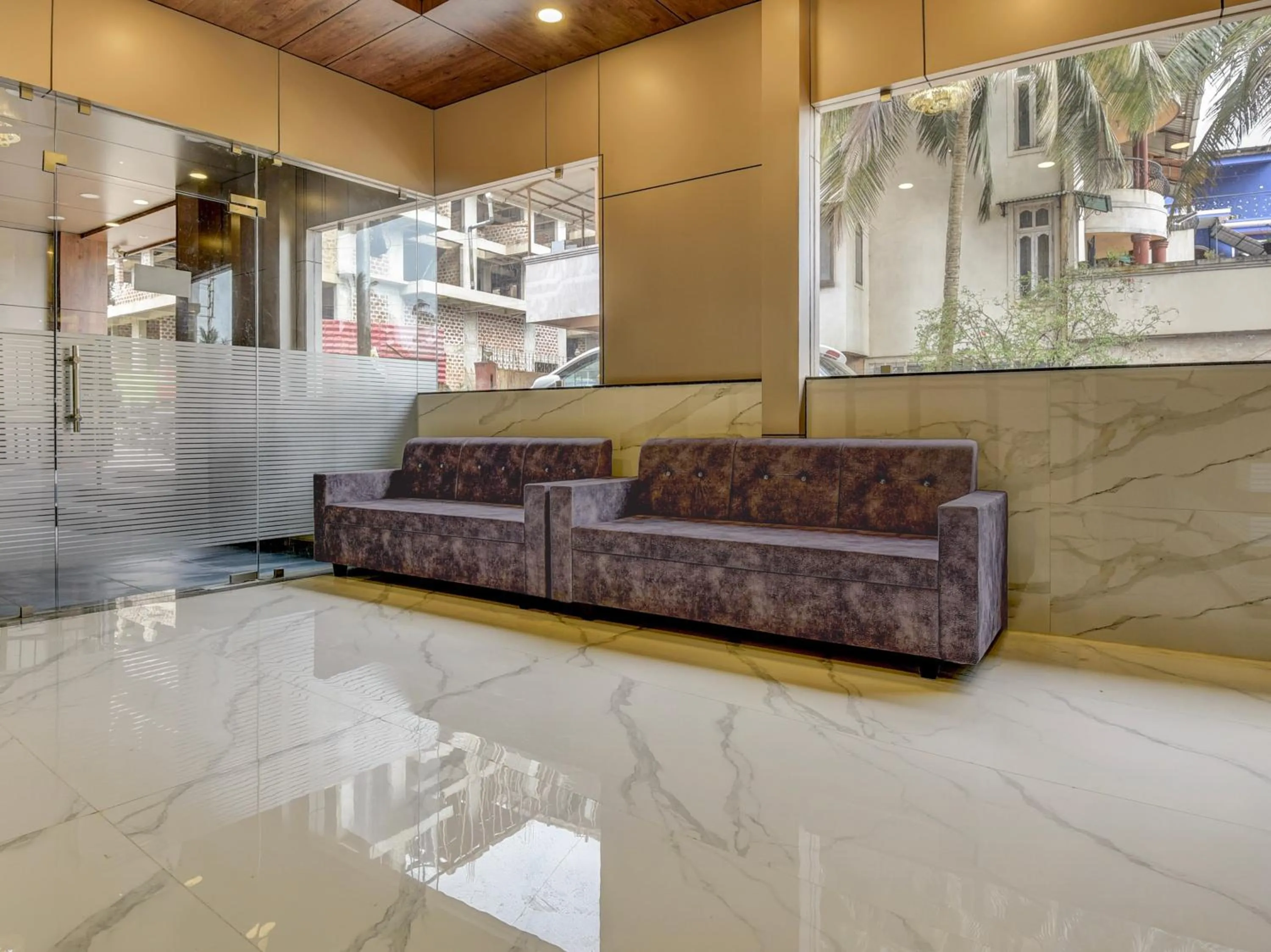 Lobby or reception in Super Townhouse Madgaon