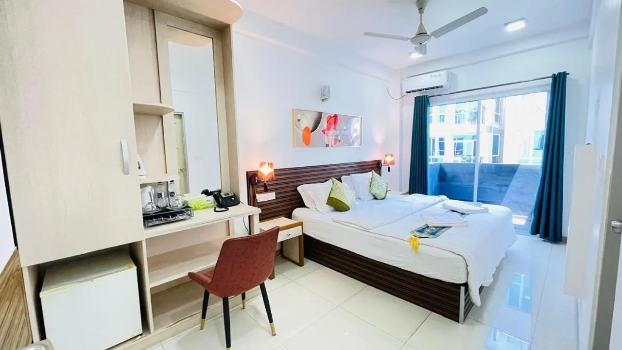 Bed in HS Miracle Grand