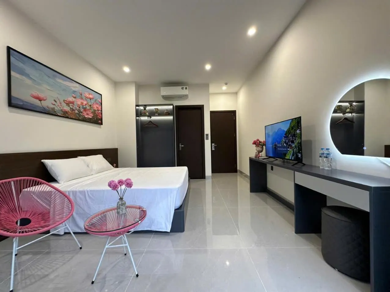 Bed in Flamingos Hải Tiến