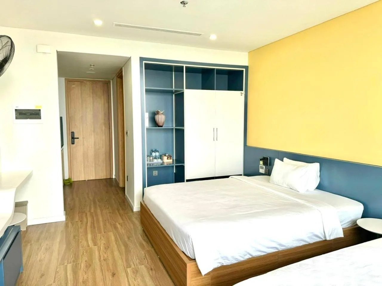 Bed in Flamingos Hải Tiến