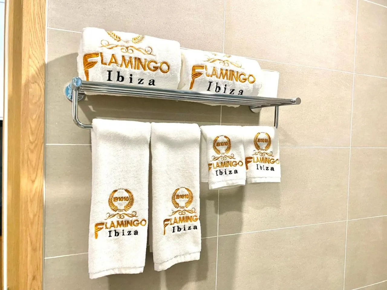 Property logo or sign in Flamingos Hải Tiến