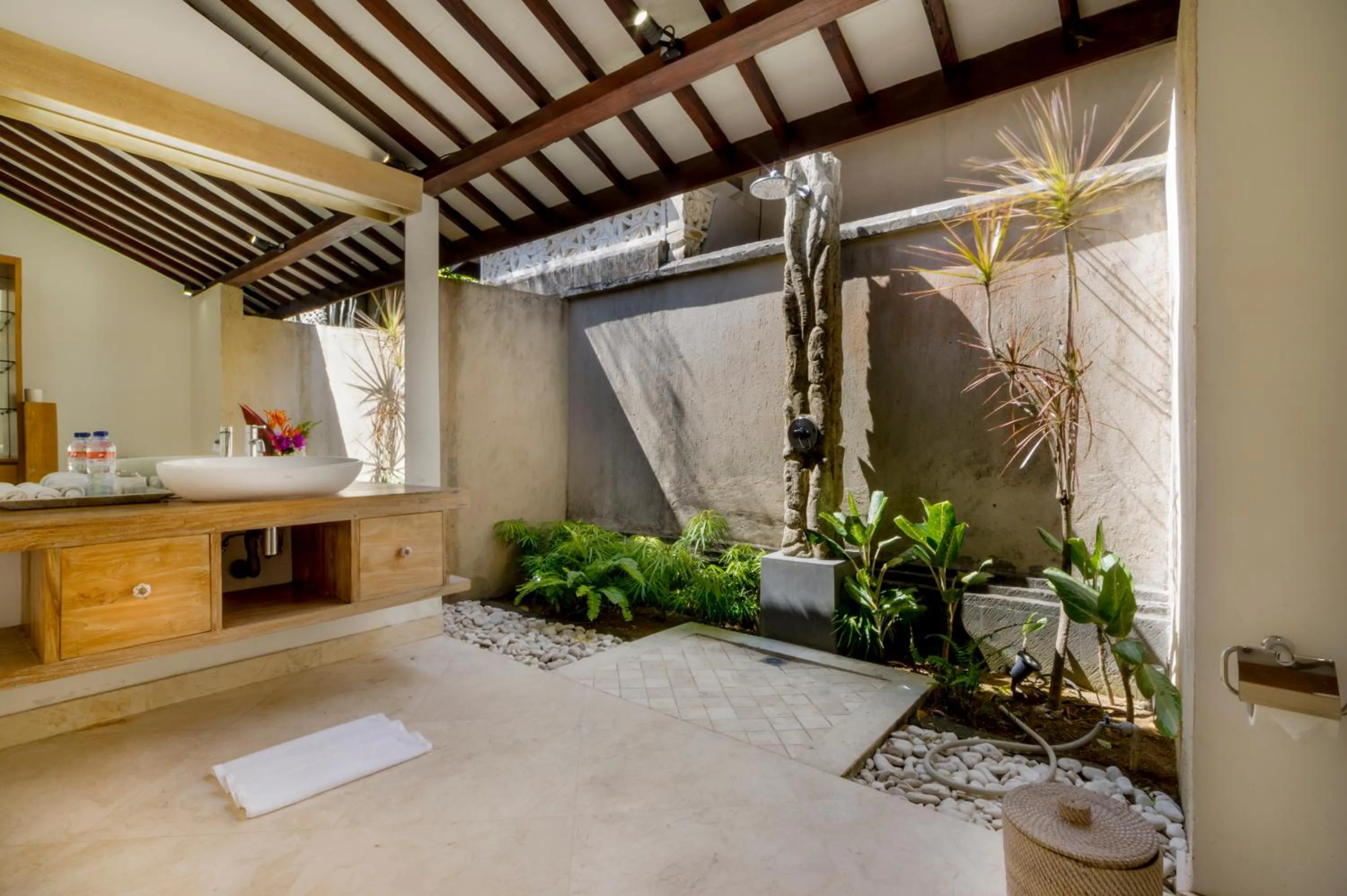 Shower in Akilea Luxury Villas