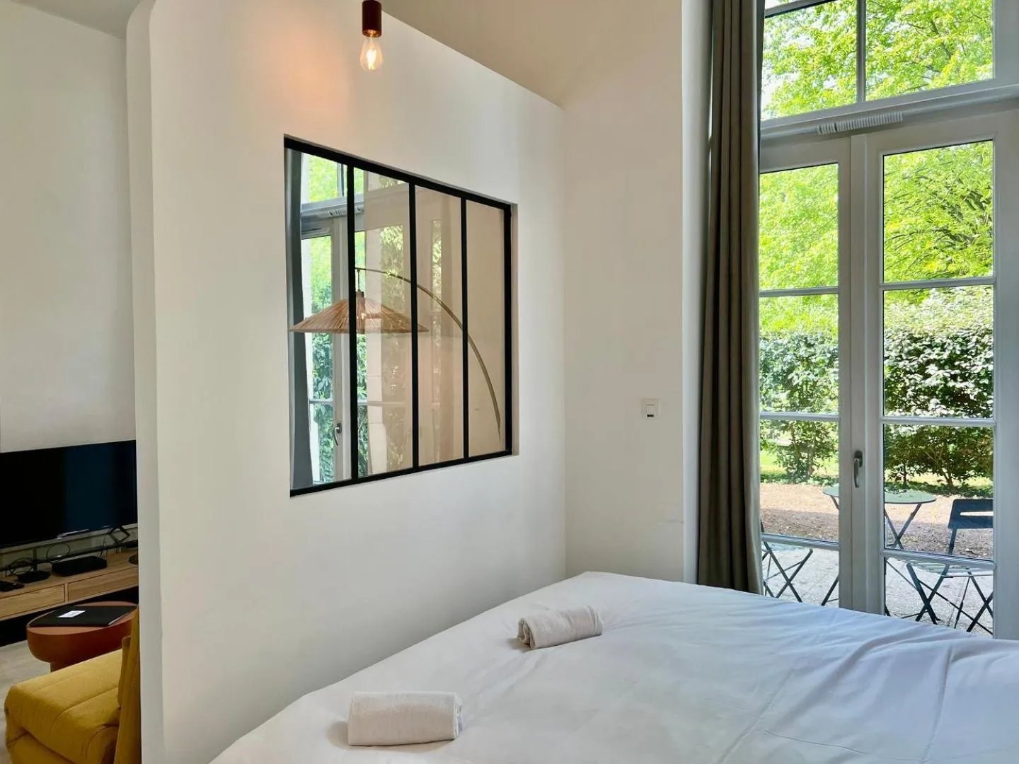Bed in Le Clos Demoiselles