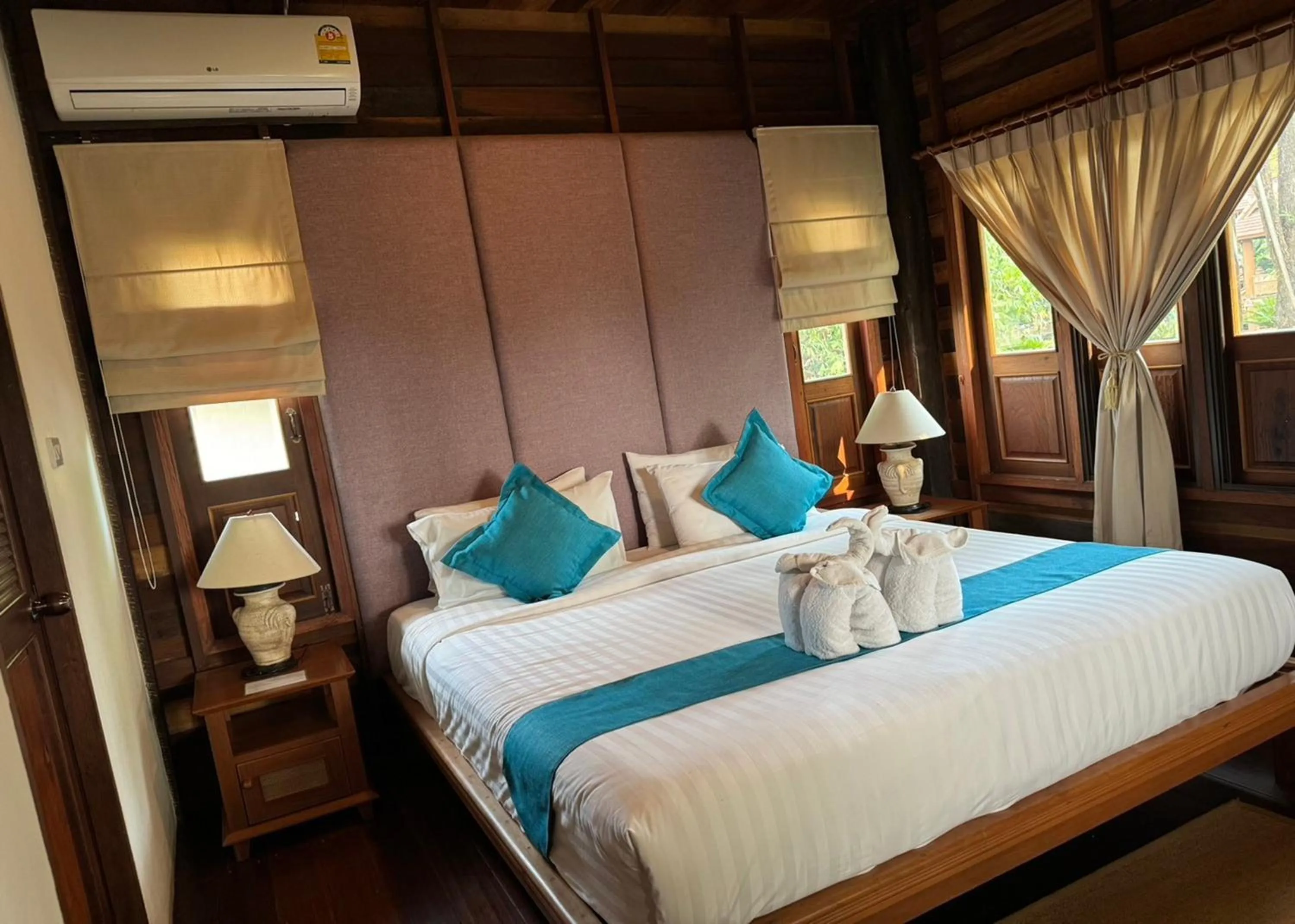 Bed in Karina Resort Chiang Mai