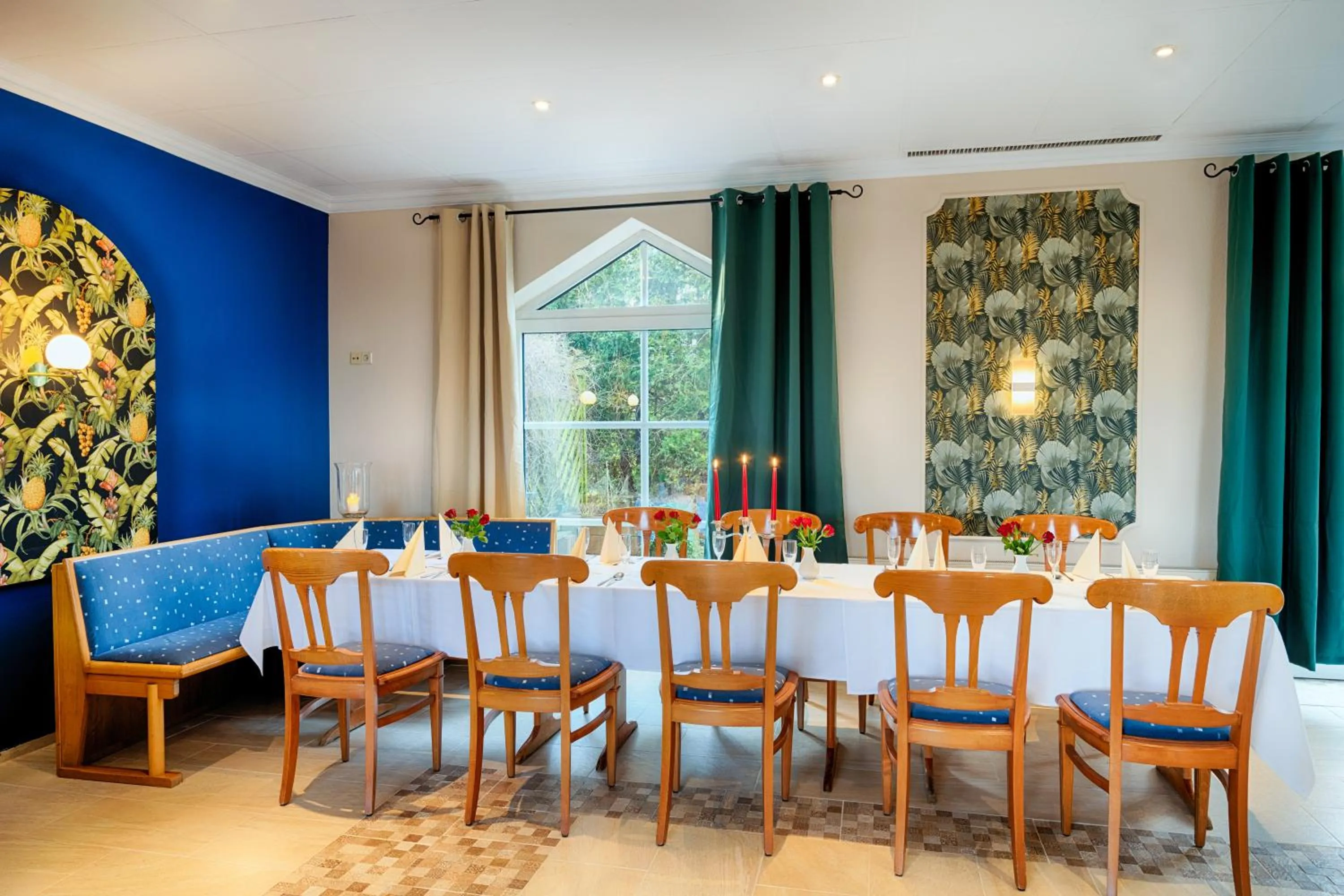 Restaurant/places to eat in Hotel Apfelblüte