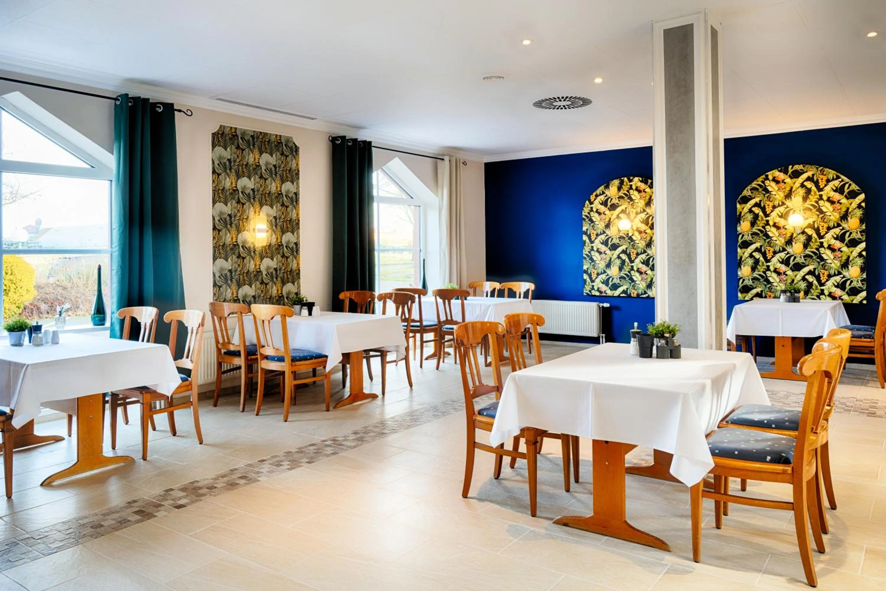 Restaurant/places to eat in Hotel Apfelblüte