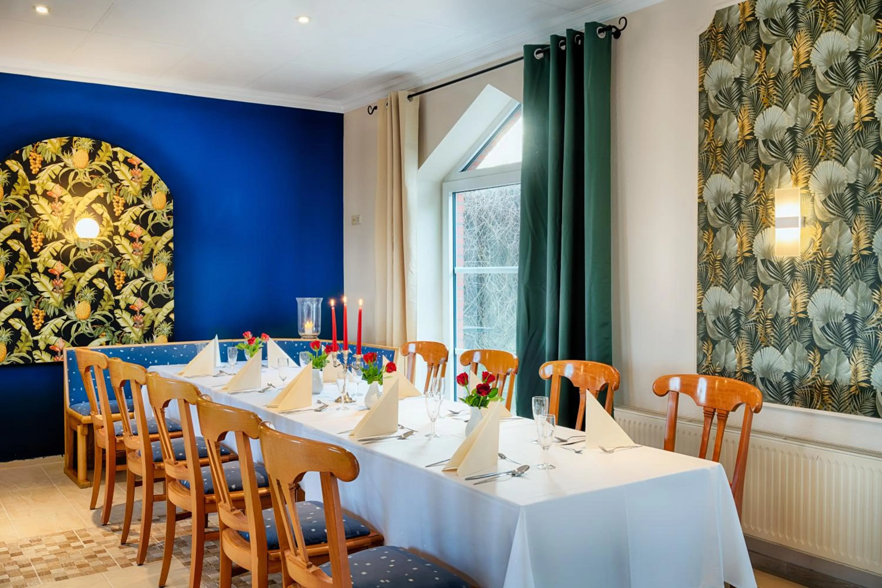 Restaurant/places to eat in Hotel Apfelblüte