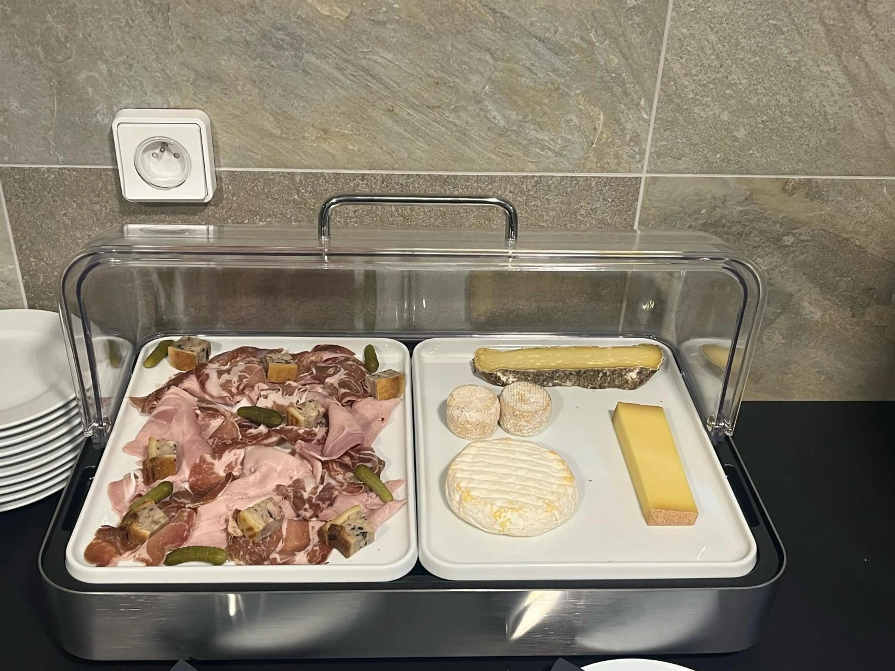 Breakfast in Hotel Le Belmont