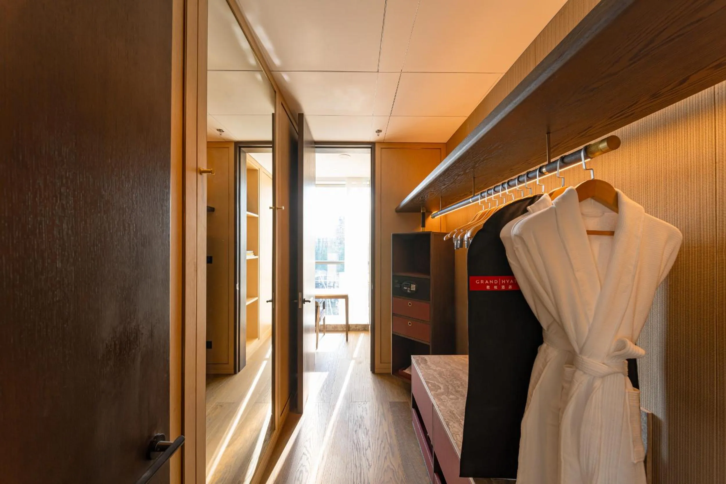 wardrobe in Grand Hyatt Kunming