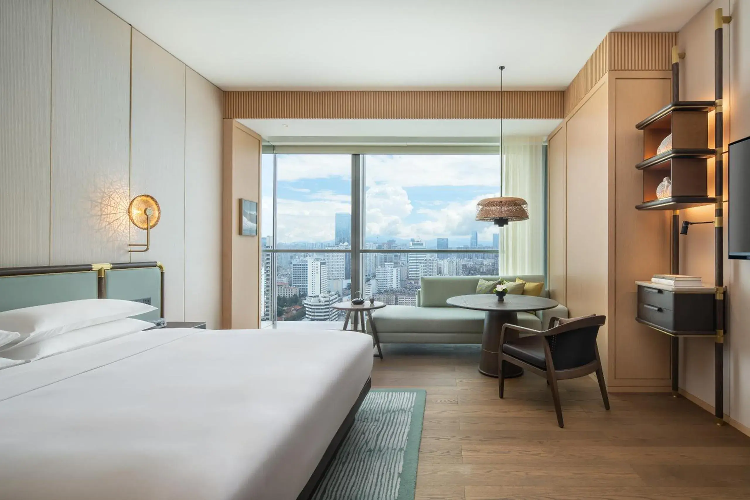 Deluxe King Room with Club Access in Grand Hyatt Kunming Deluxe King Room with Club Access in Grand Hyatt Kunming