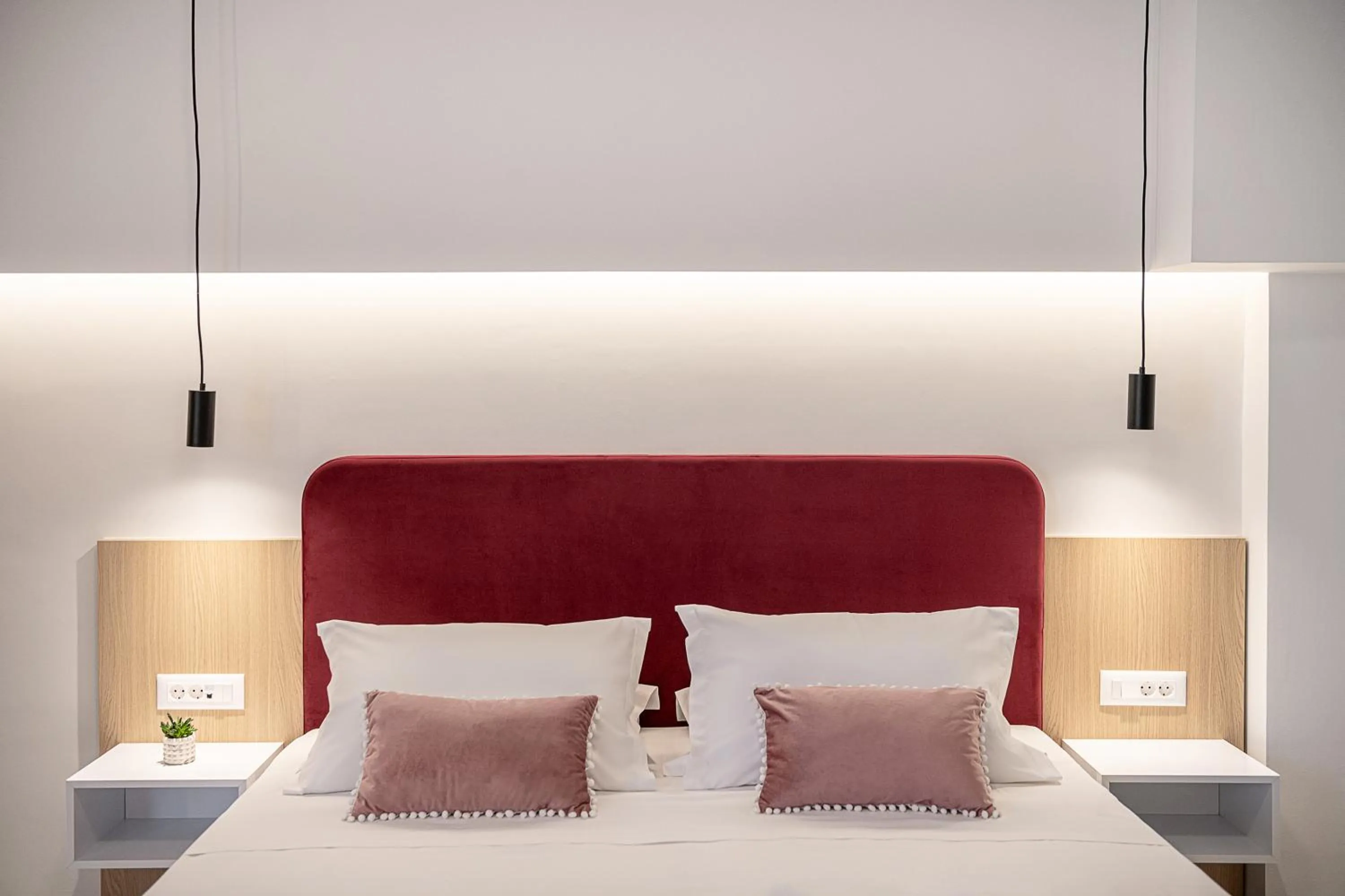 Bed in Miss Marrone City Hotel