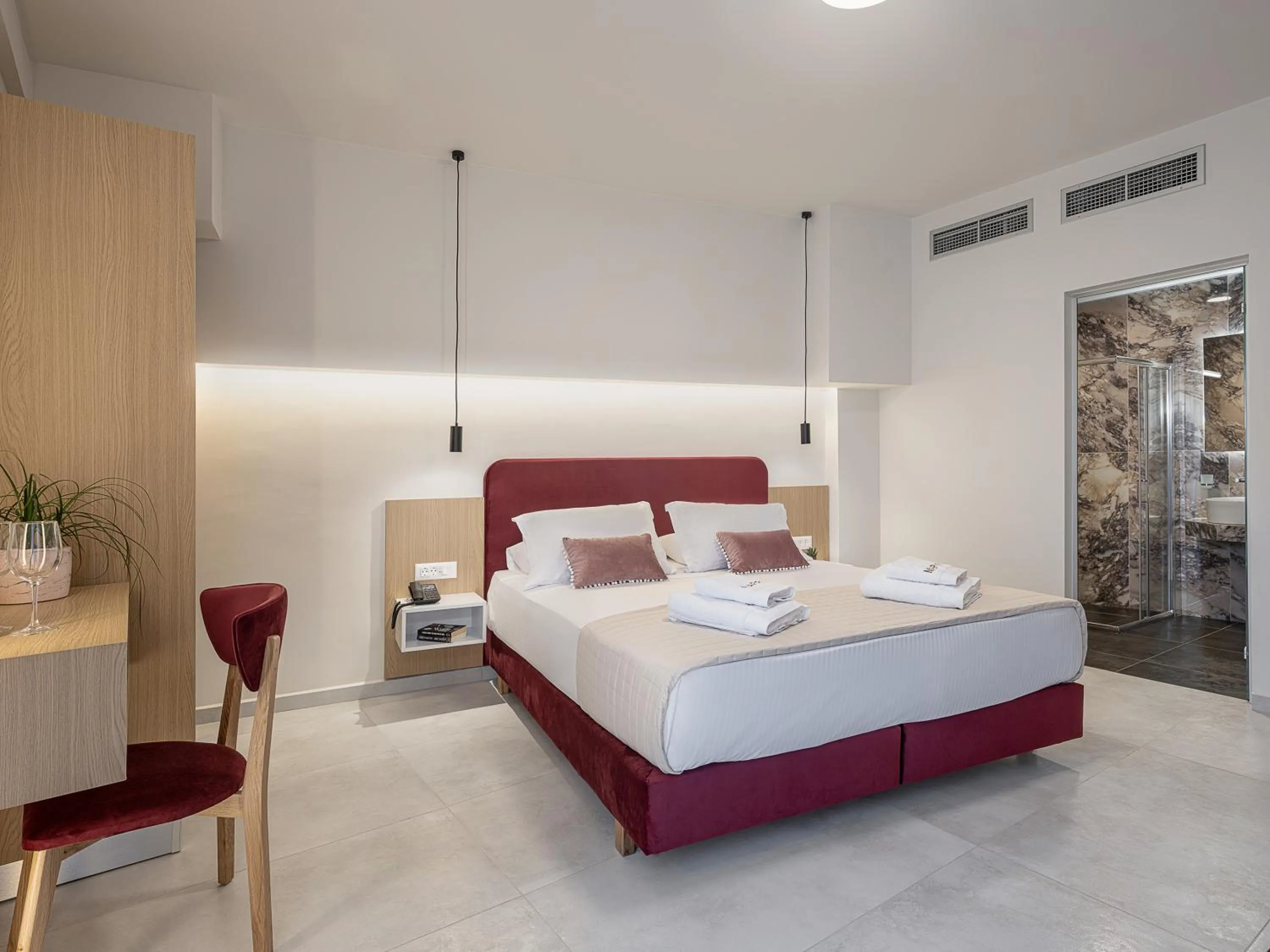 Photo of the whole room, Bed in Miss Marrone City Hotel