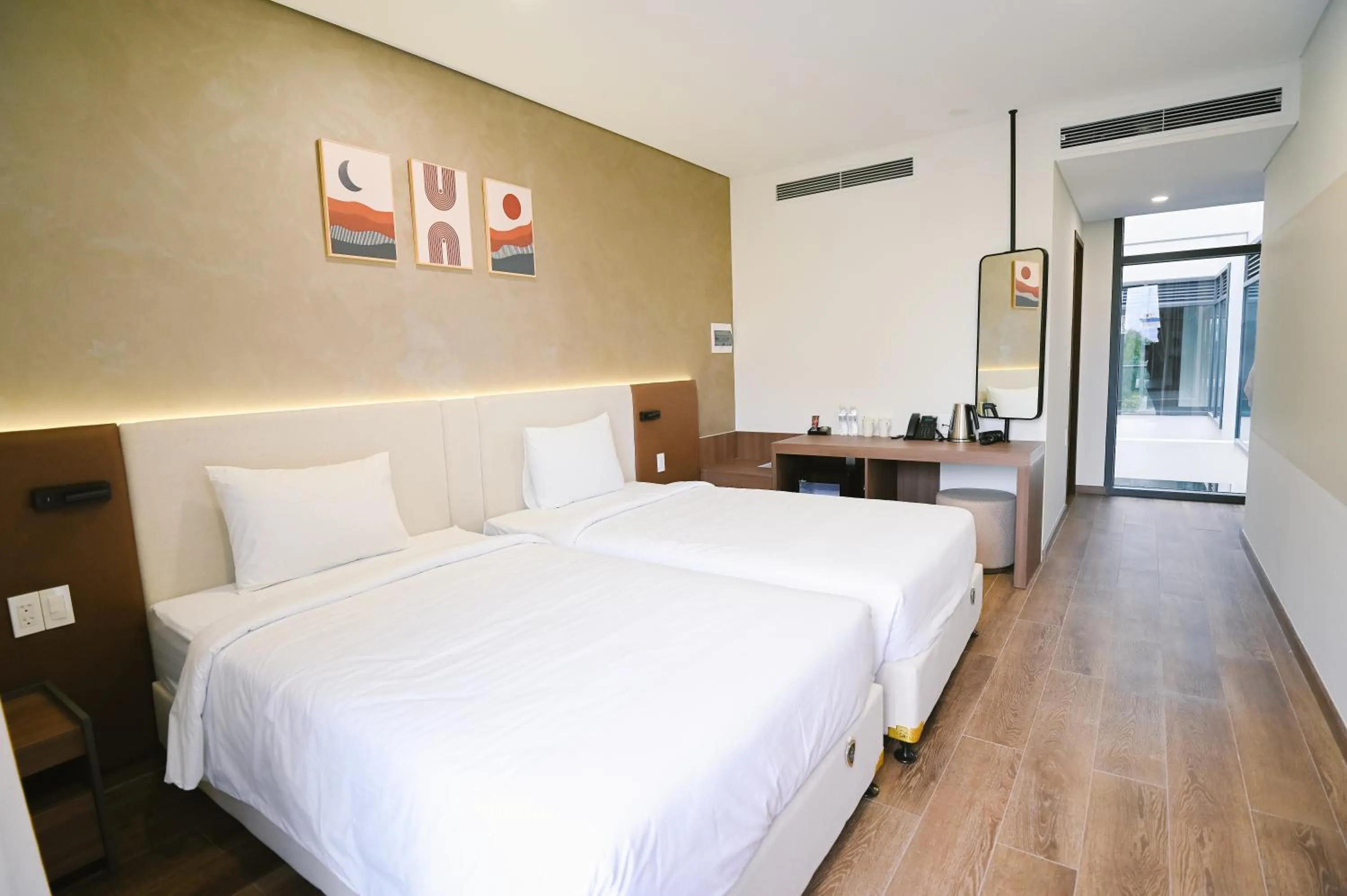 Bed in Glamour Boutique Hotel