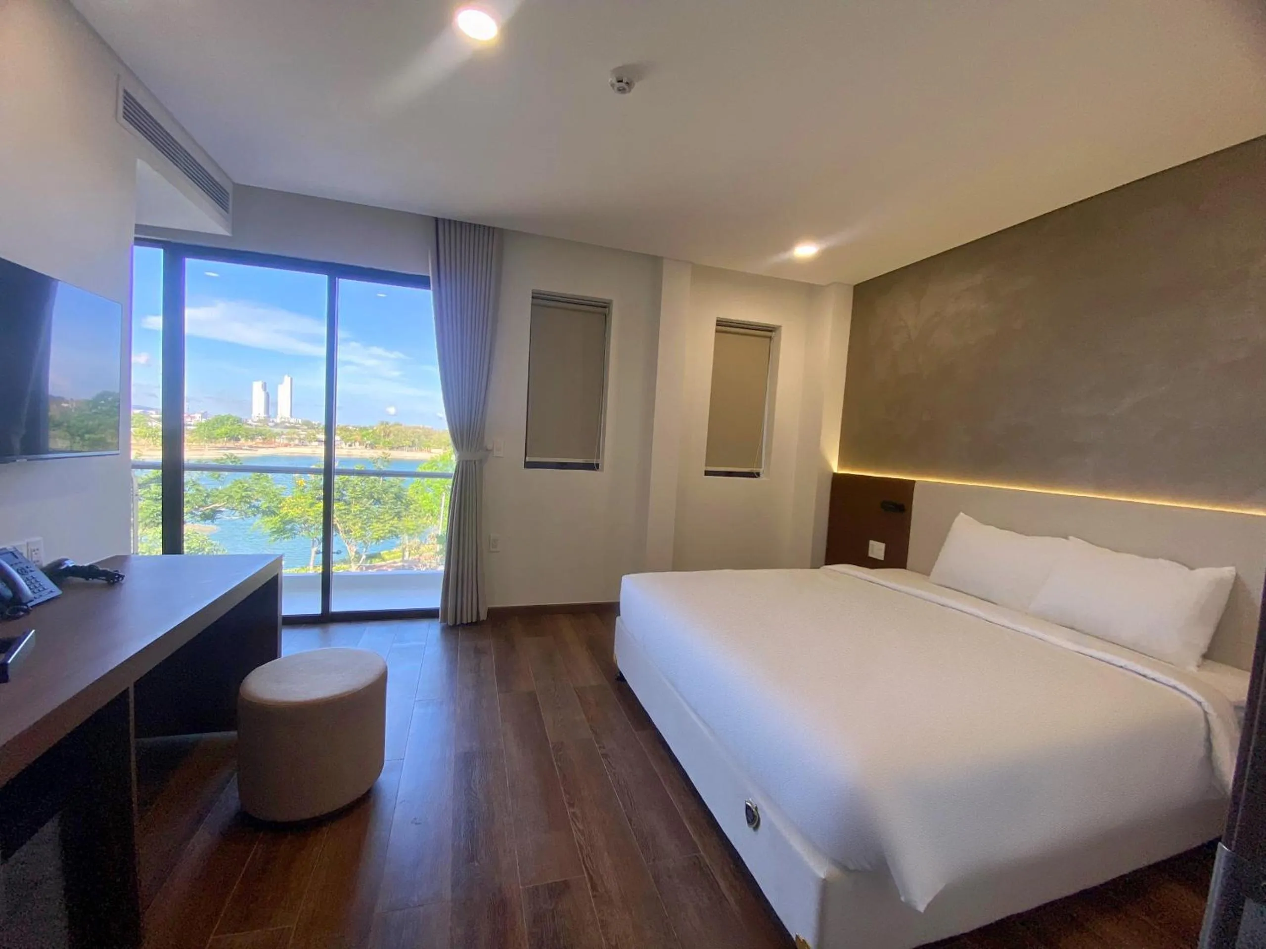 Bed in Glamour Boutique Hotel