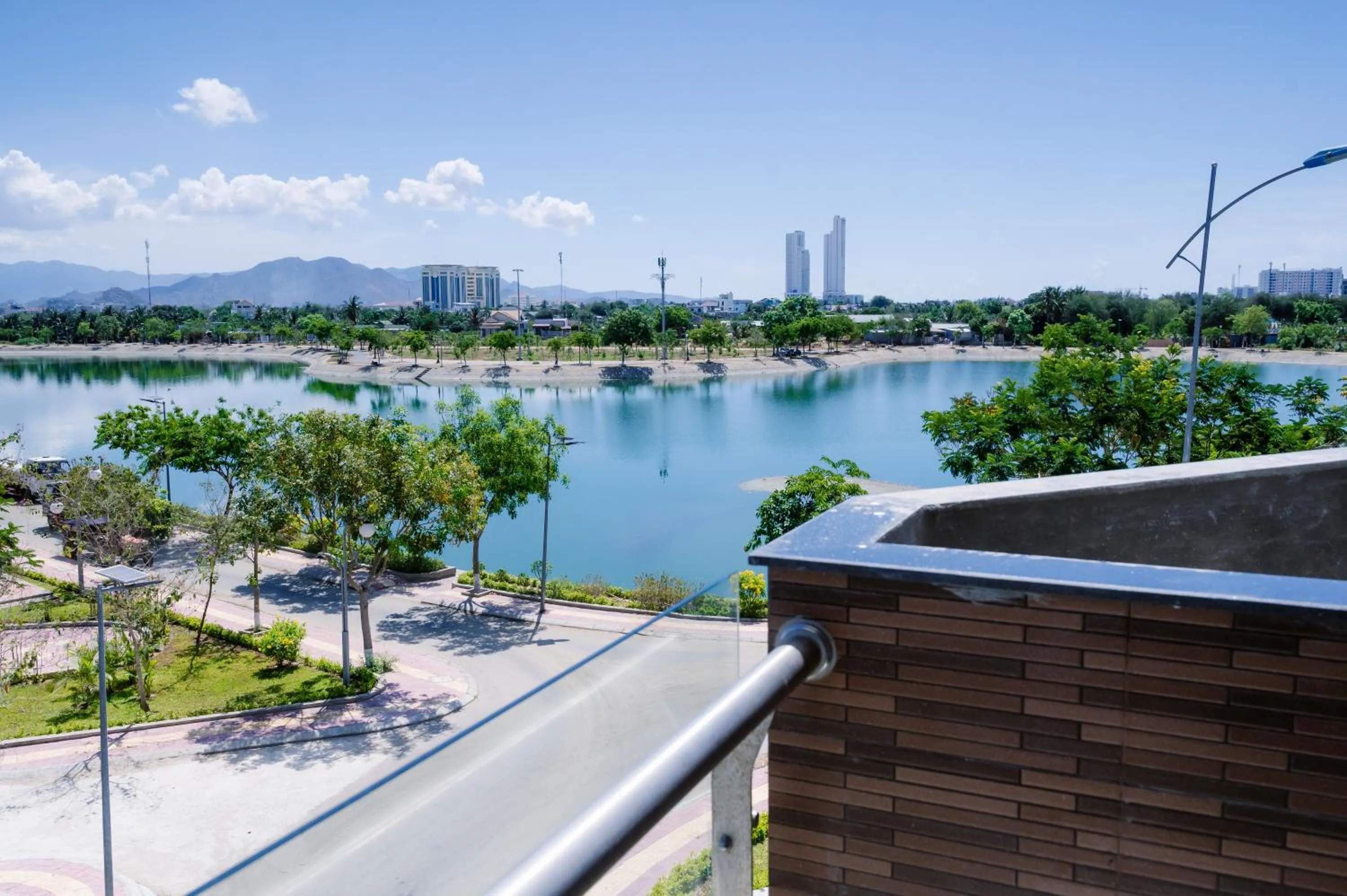 Natural landscape in Glamour Boutique Hotel