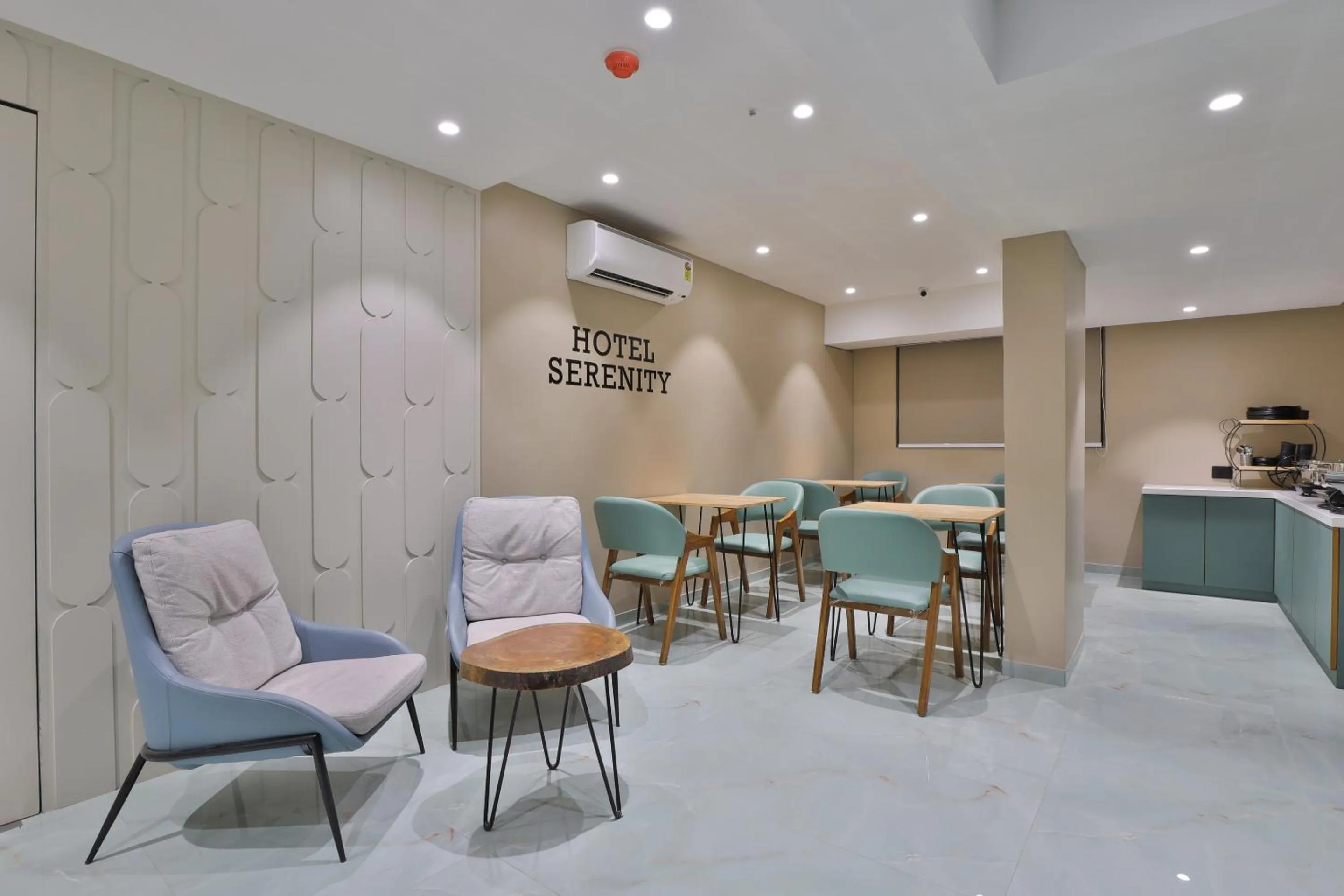 Lobby or reception in Hotel Serenity