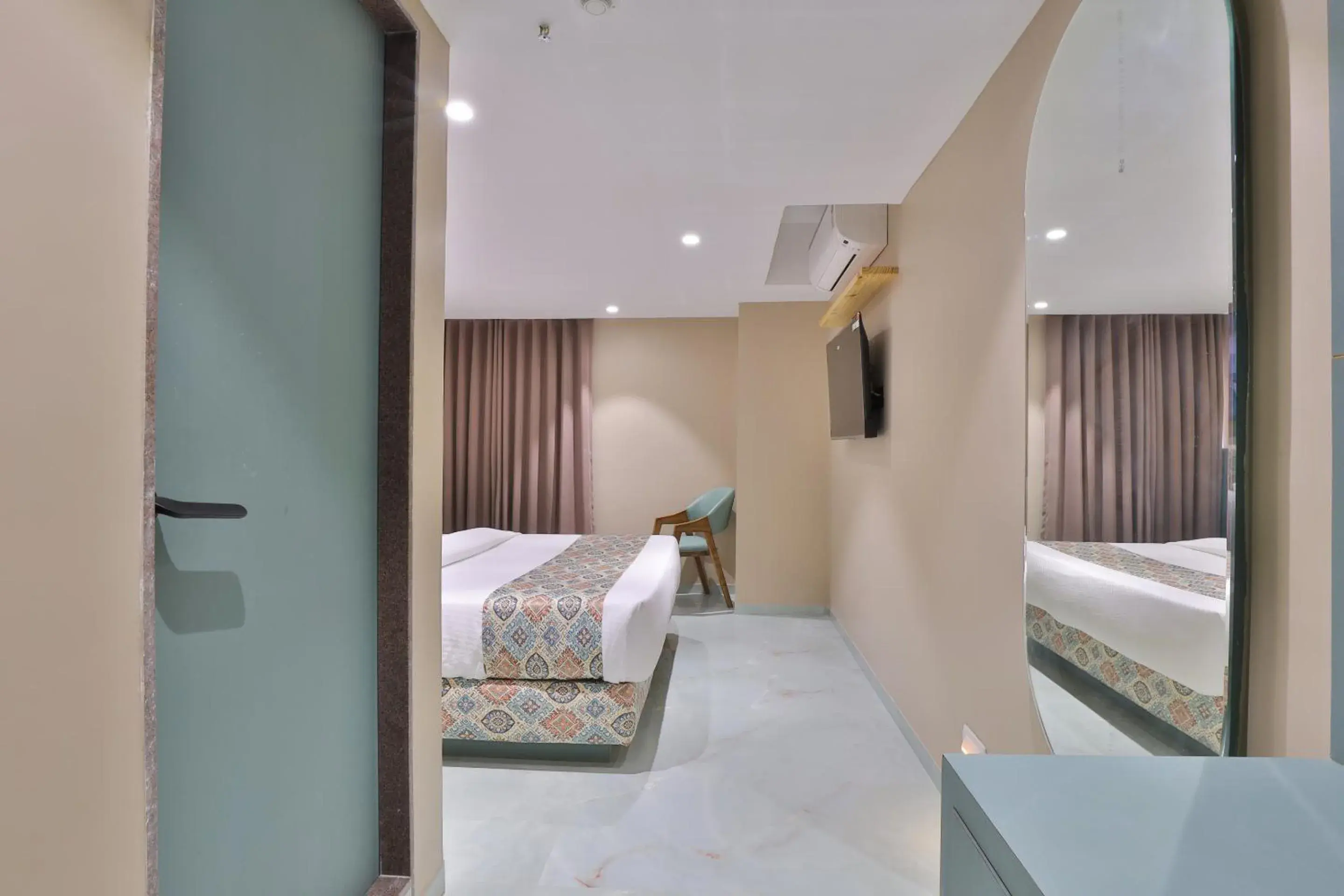 Bed in Hotel Serenity Bed in Hotel Serenity