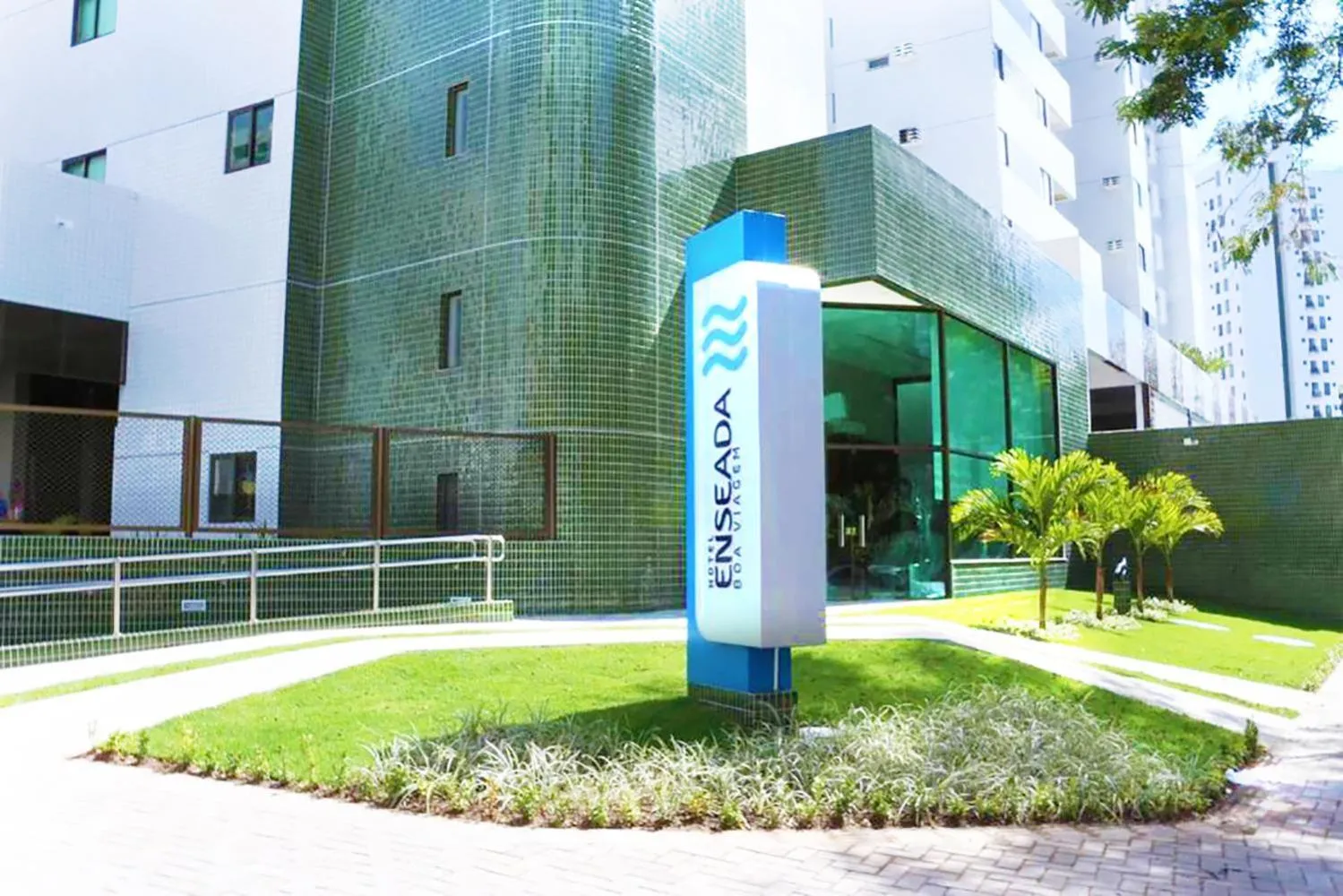 Facade/entrance in Hotel Enseada Boa Viagem