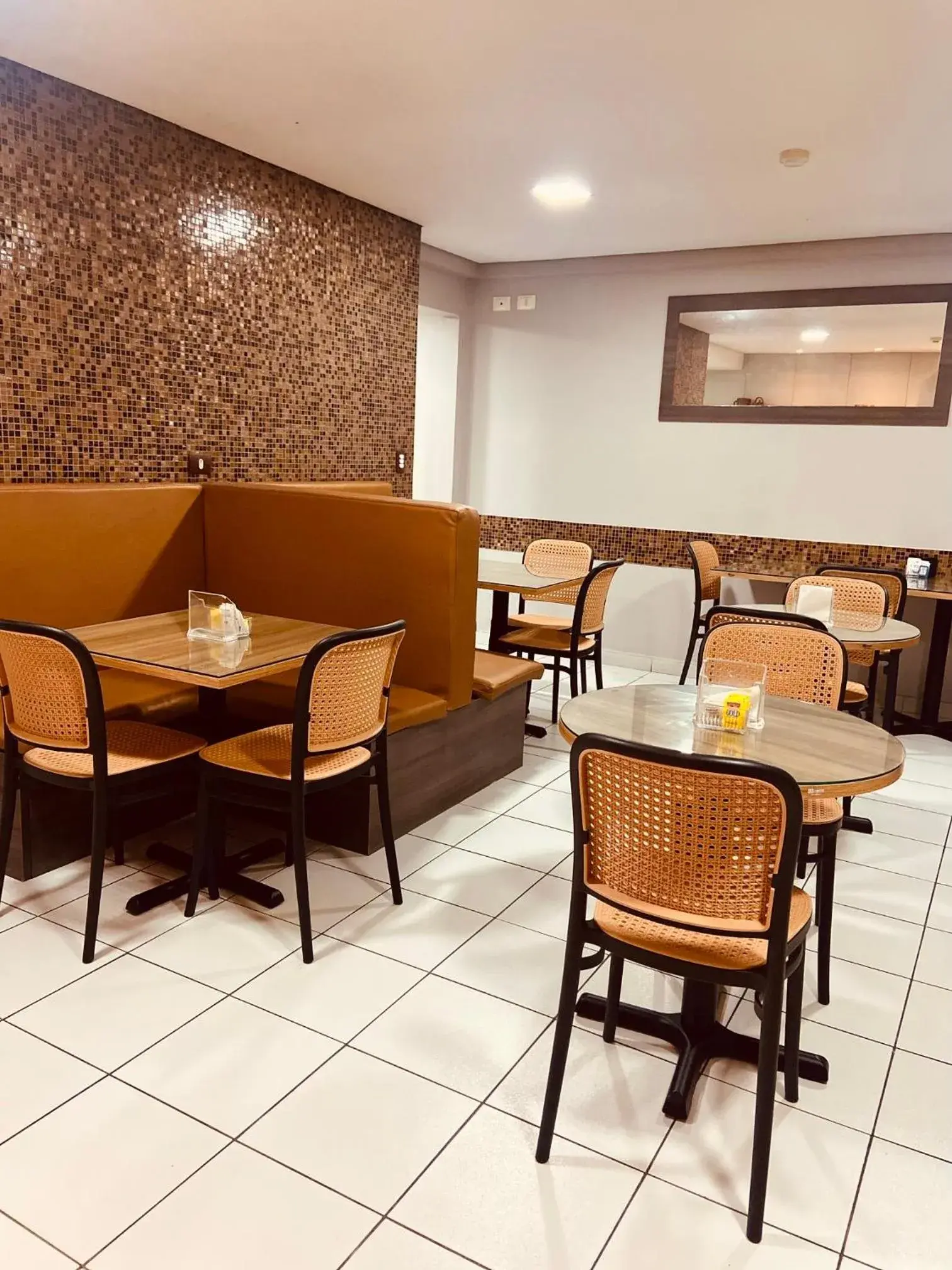 Restaurant/places to eat in Hotel Enseada Boa Viagem Restaurant/places to eat in Hotel Enseada Boa Viagem