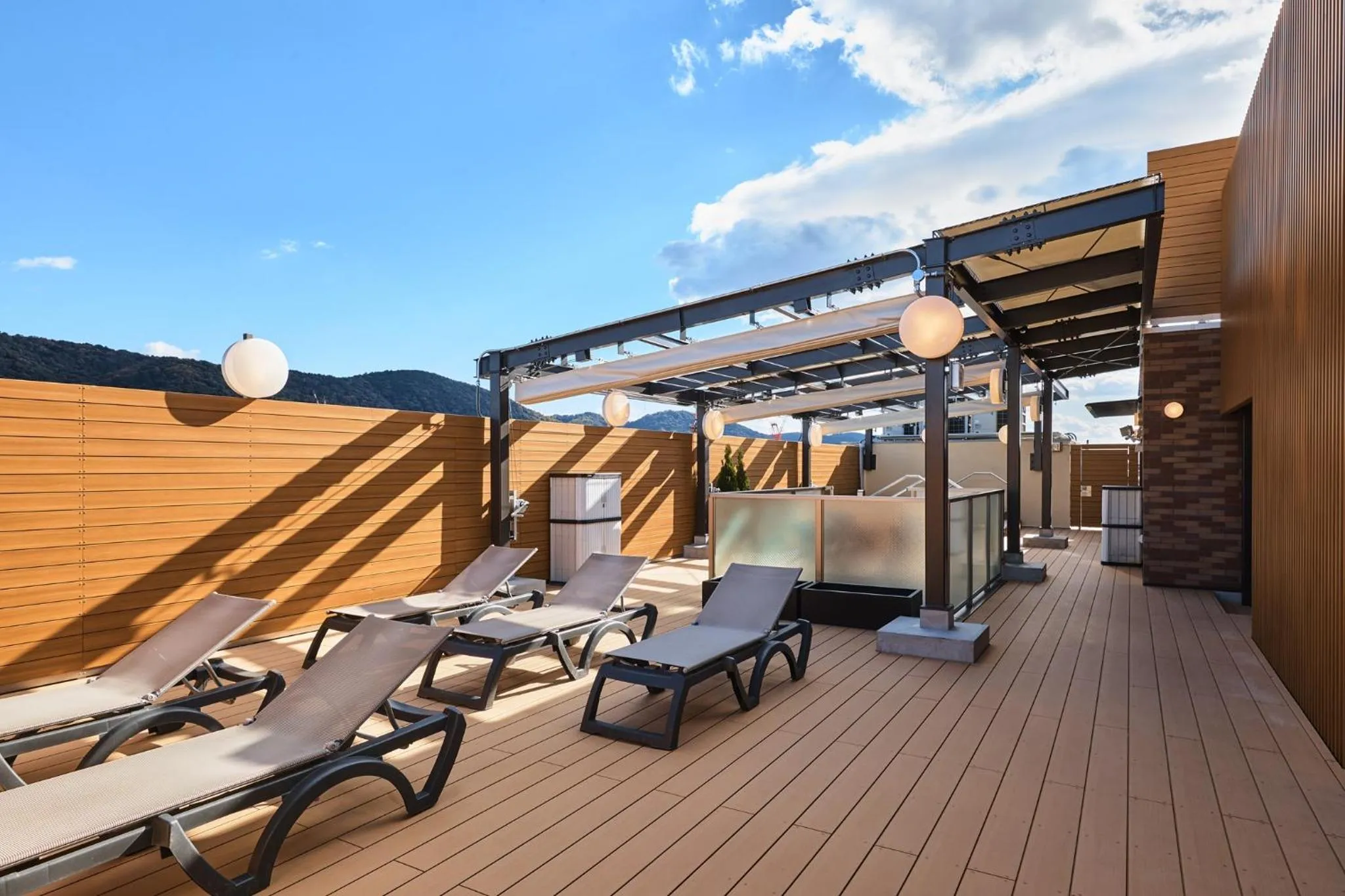 sunbed in Sauna & Capsule Hotel Rumor Plaza