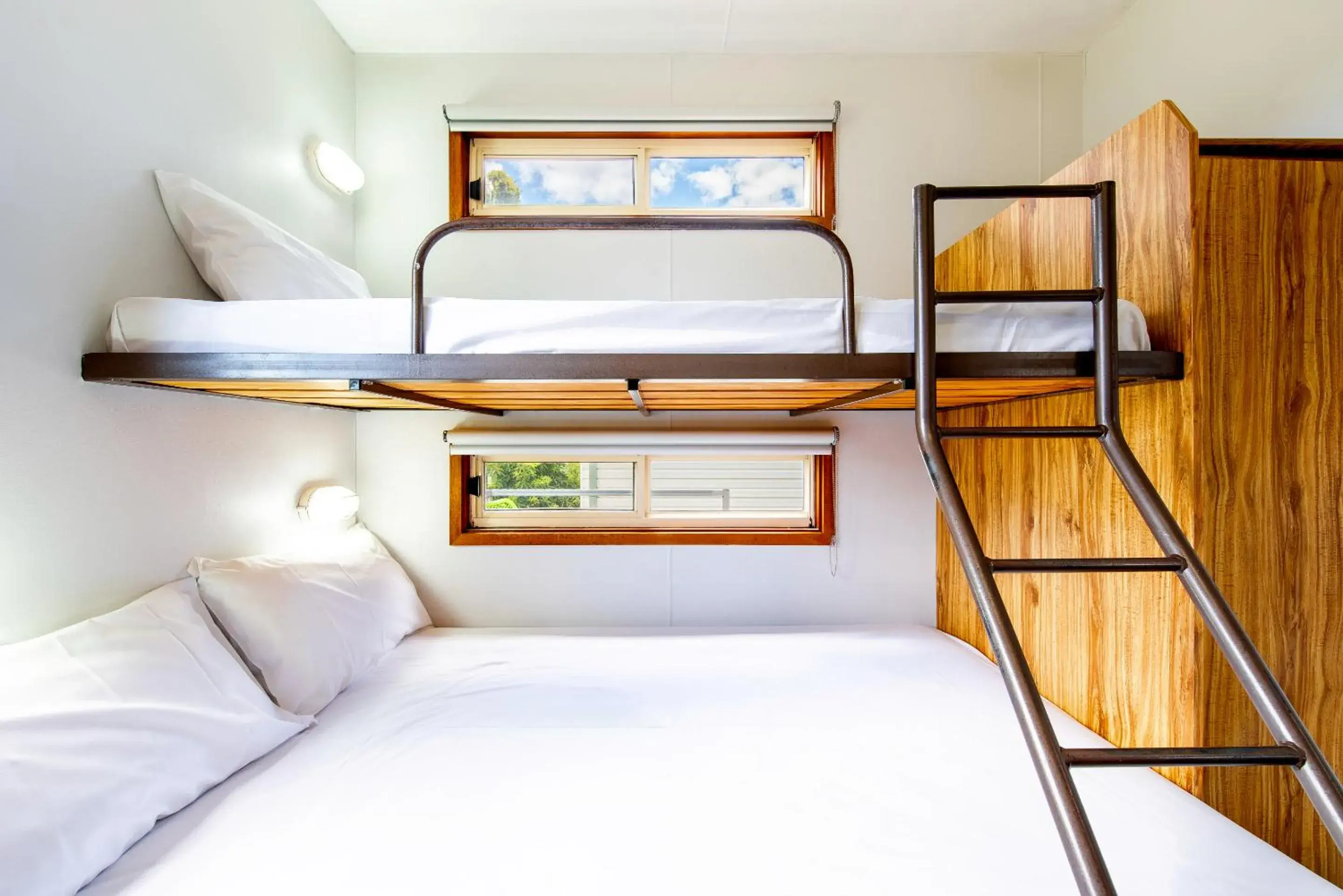 Standard Cabin - single occupancy in Echo Holiday Parks - Naracoorte Standard Cabin - single occupancy in Echo Holiday Parks - Naracoorte