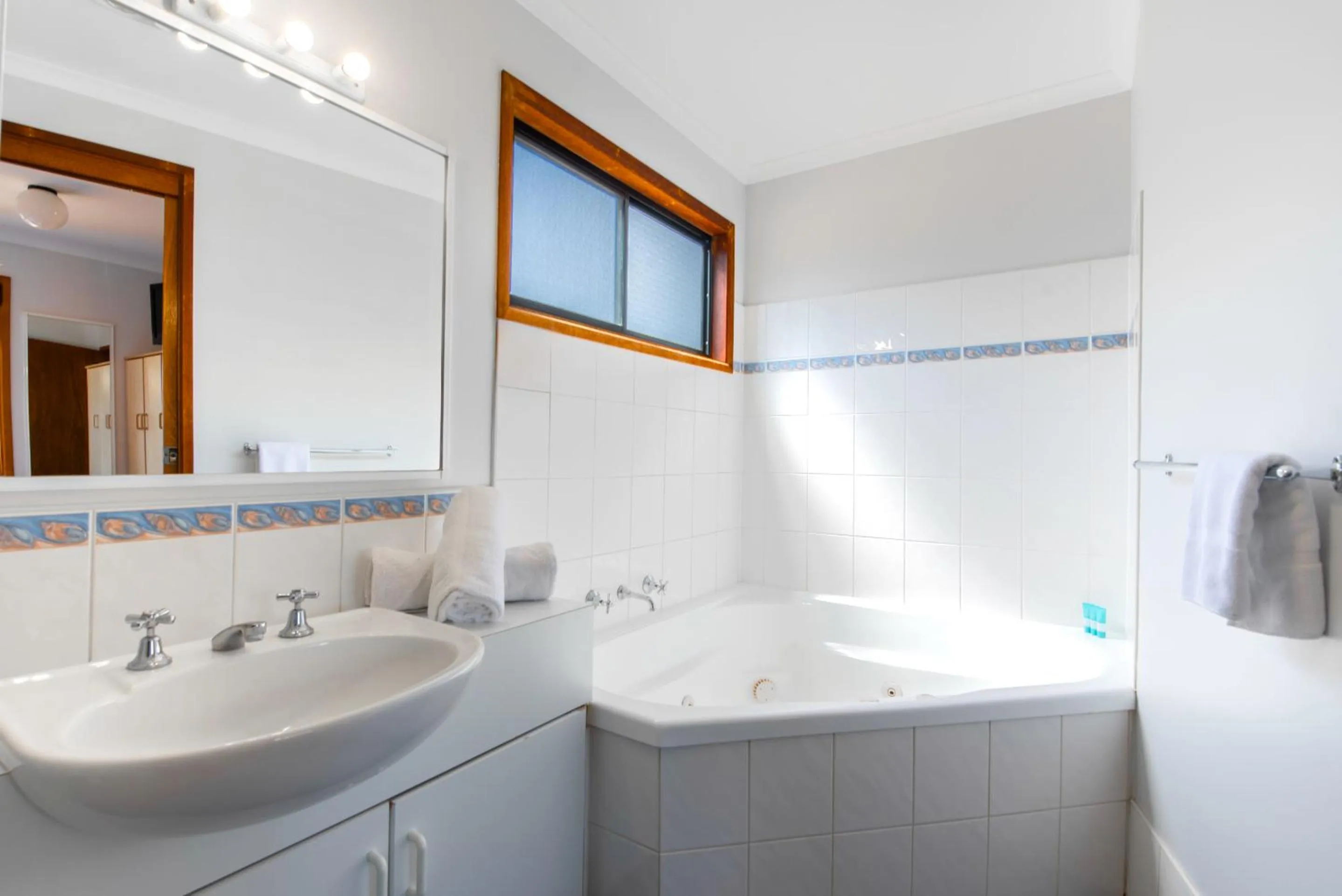 Hot Tub in Echo Holiday Parks - Naracoorte