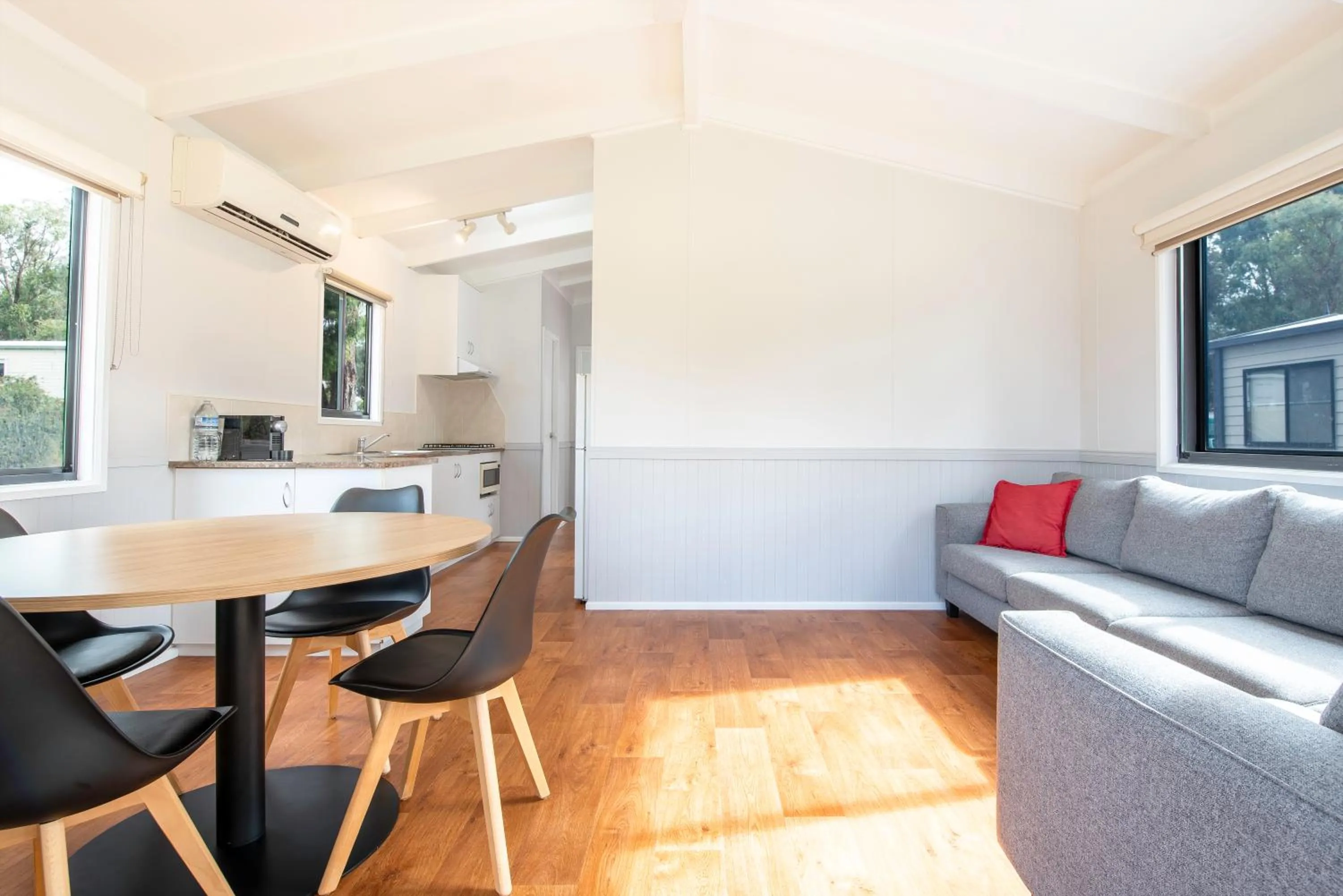 Living room in Echo Holiday Parks - Naracoorte