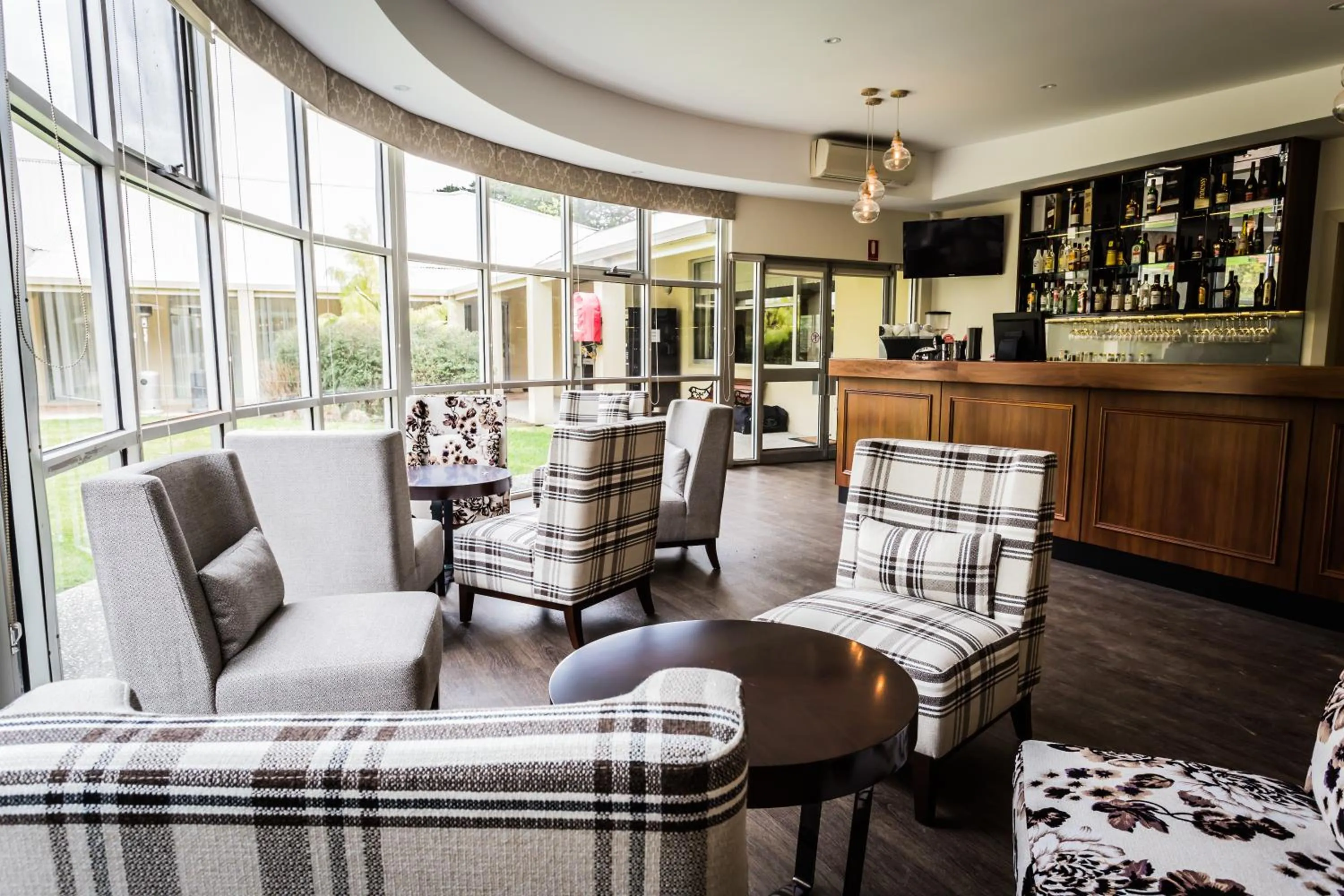 Lounge or bar in Foothills