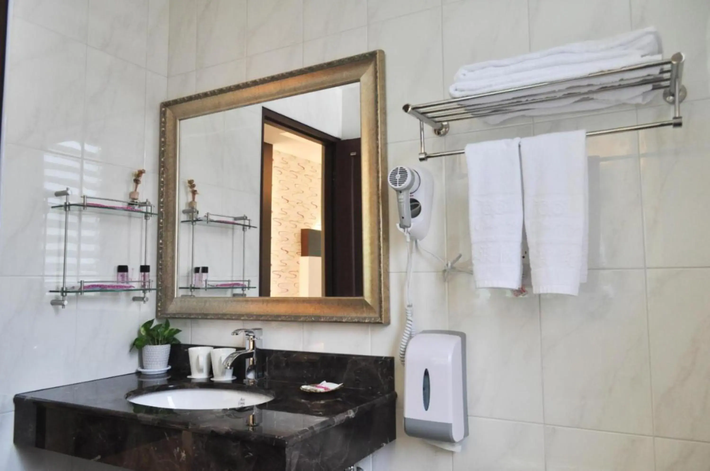 Bathroom in Cherry Feast Resort Bathroom in Cherry Feast Resort