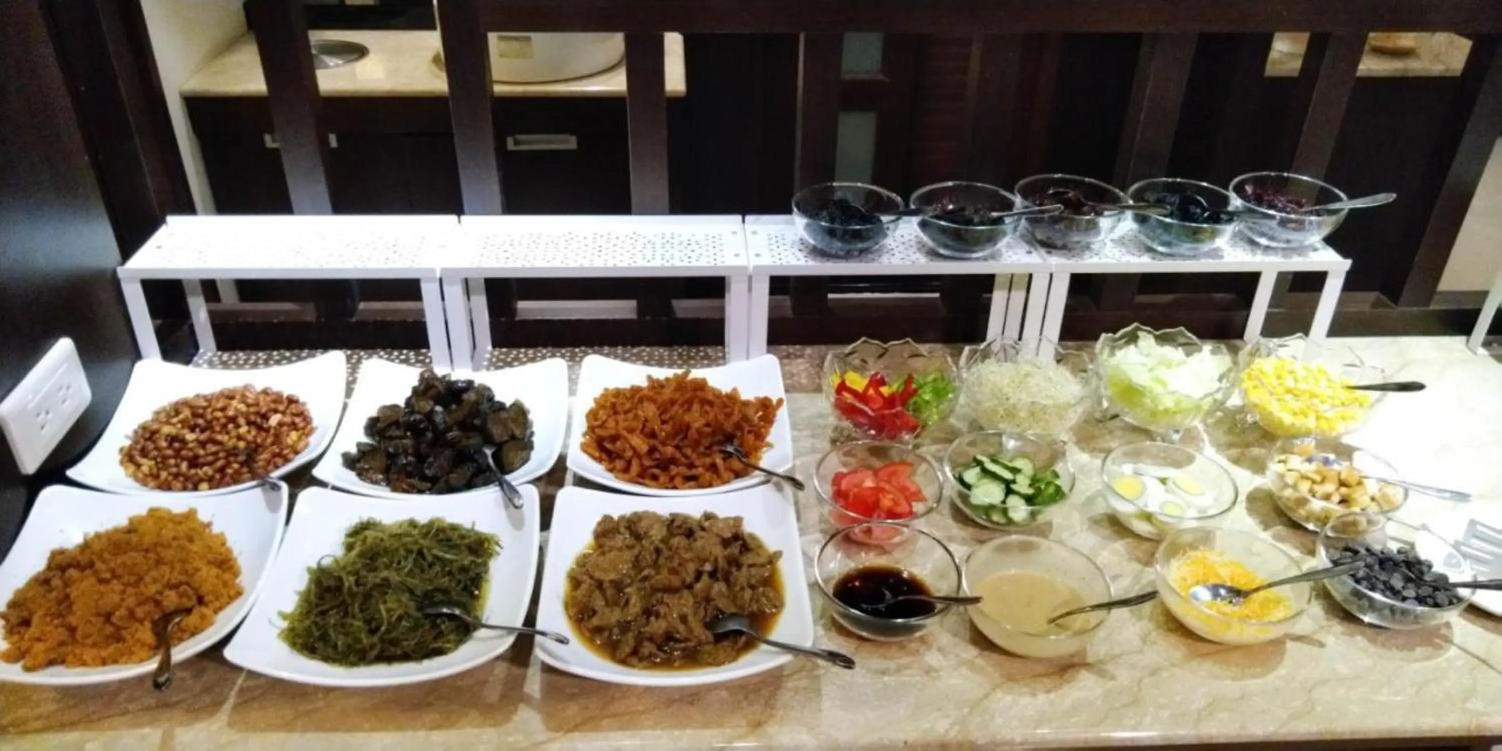 Buffet breakfast in Cherry Feast Resort