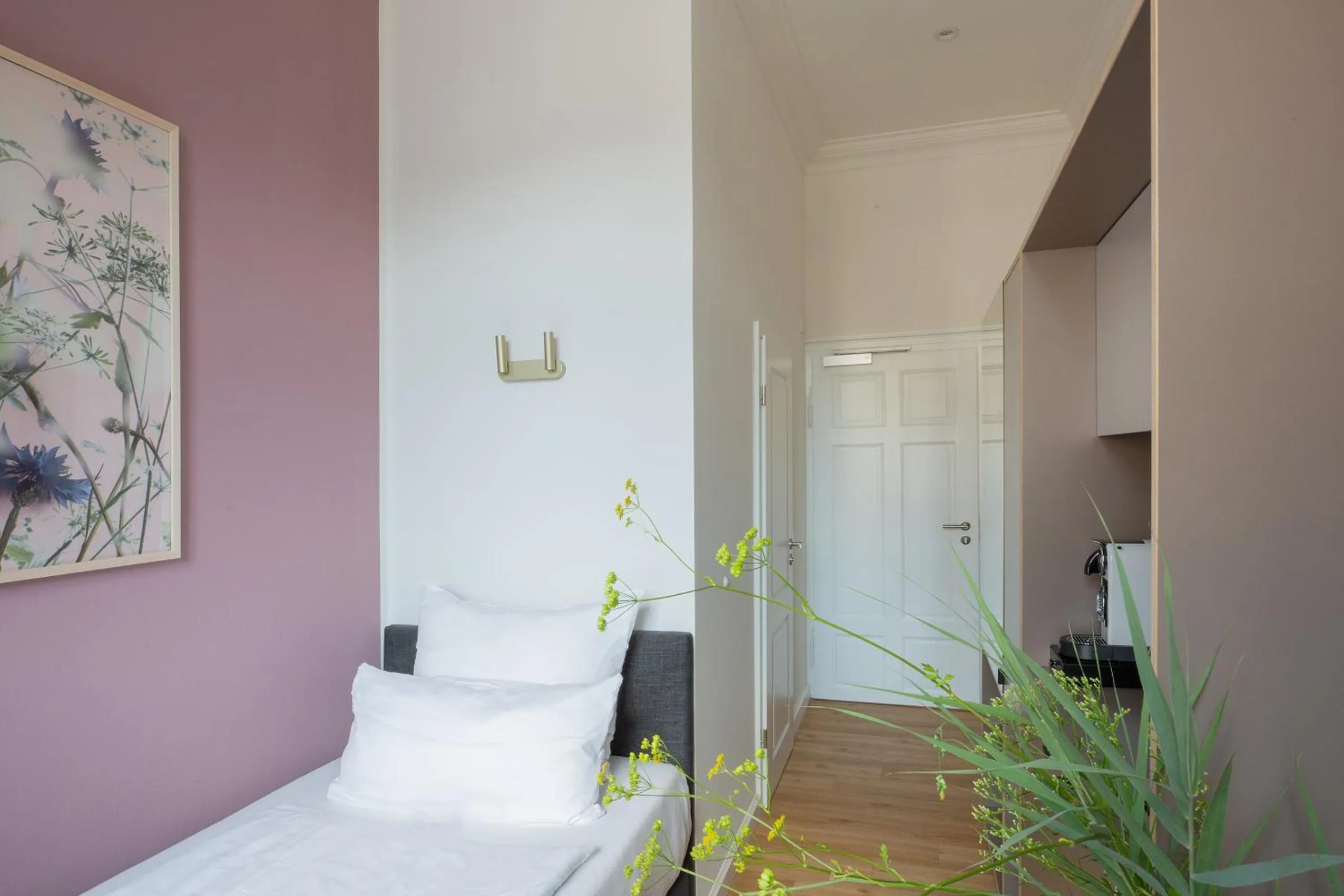 Photo of the whole room, Bed in Hotel Kredell