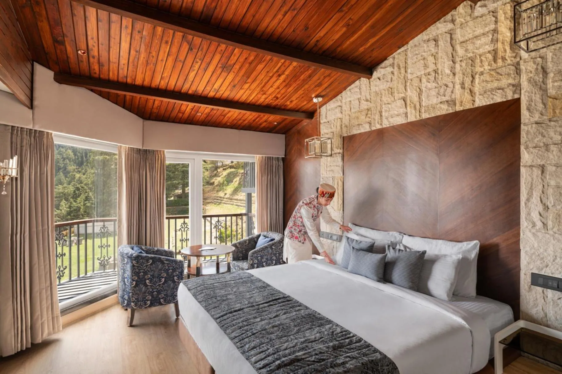 Bedroom, Bed in Kufri Heritage Resort & Spa