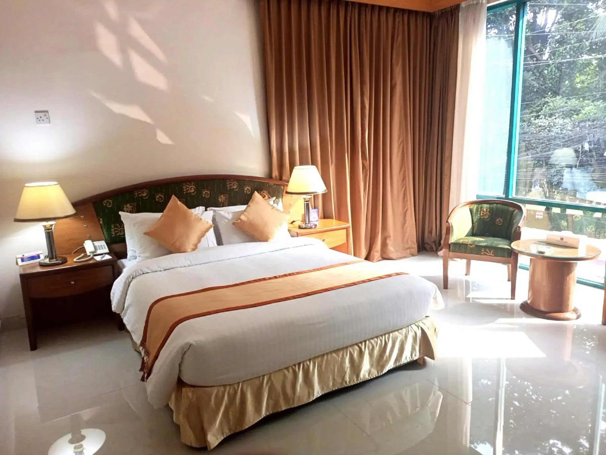 Bed in HOTEL LAKE CASTLE - Parkview Bed in HOTEL LAKE CASTLE - Parkview