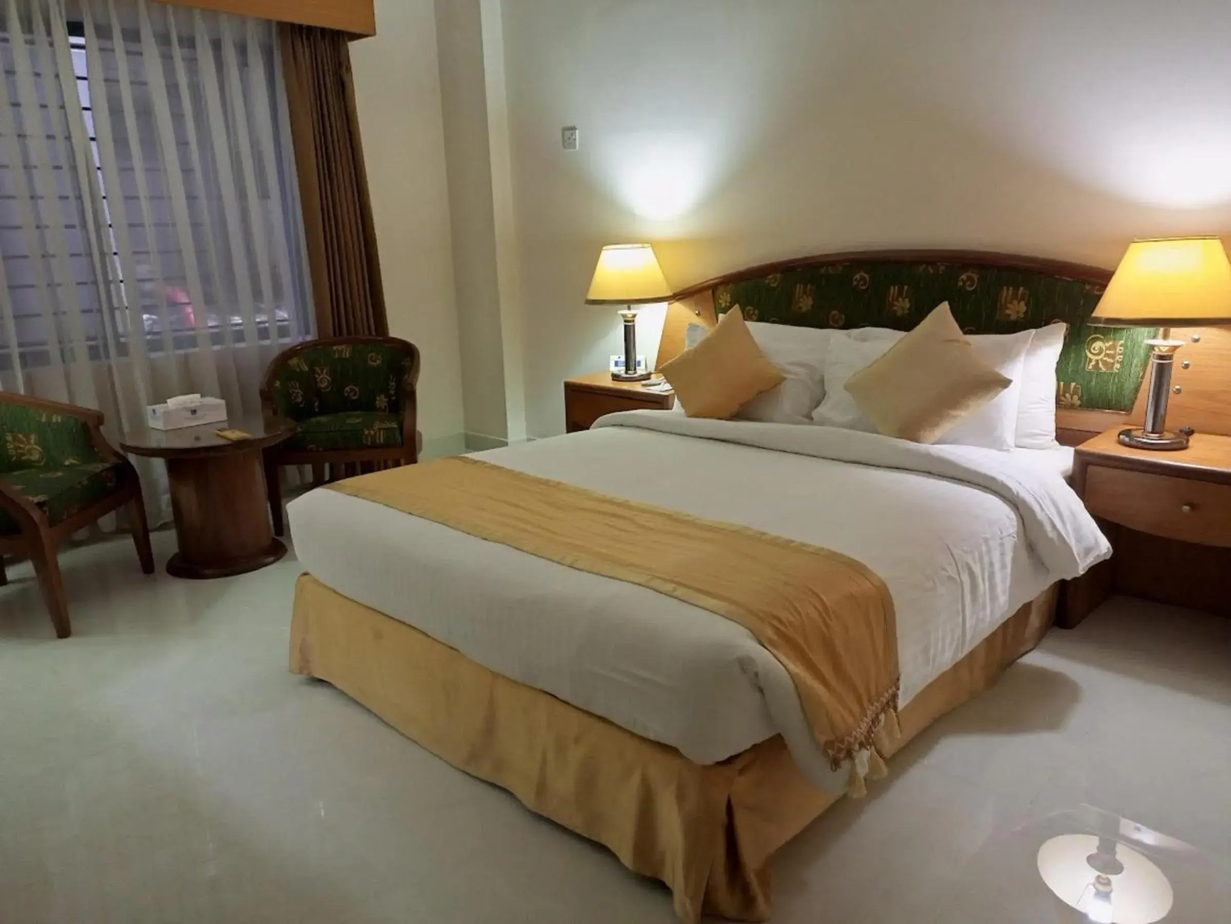 Bedroom, Bed in HOTEL LAKE CASTLE - Parkview Bedroom, Bed in HOTEL LAKE CASTLE - Parkview