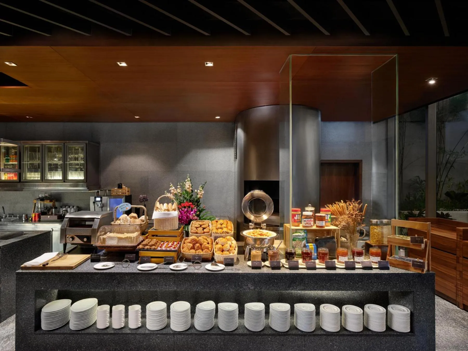 Restaurant/places to eat in Amara Bangkok Hotel