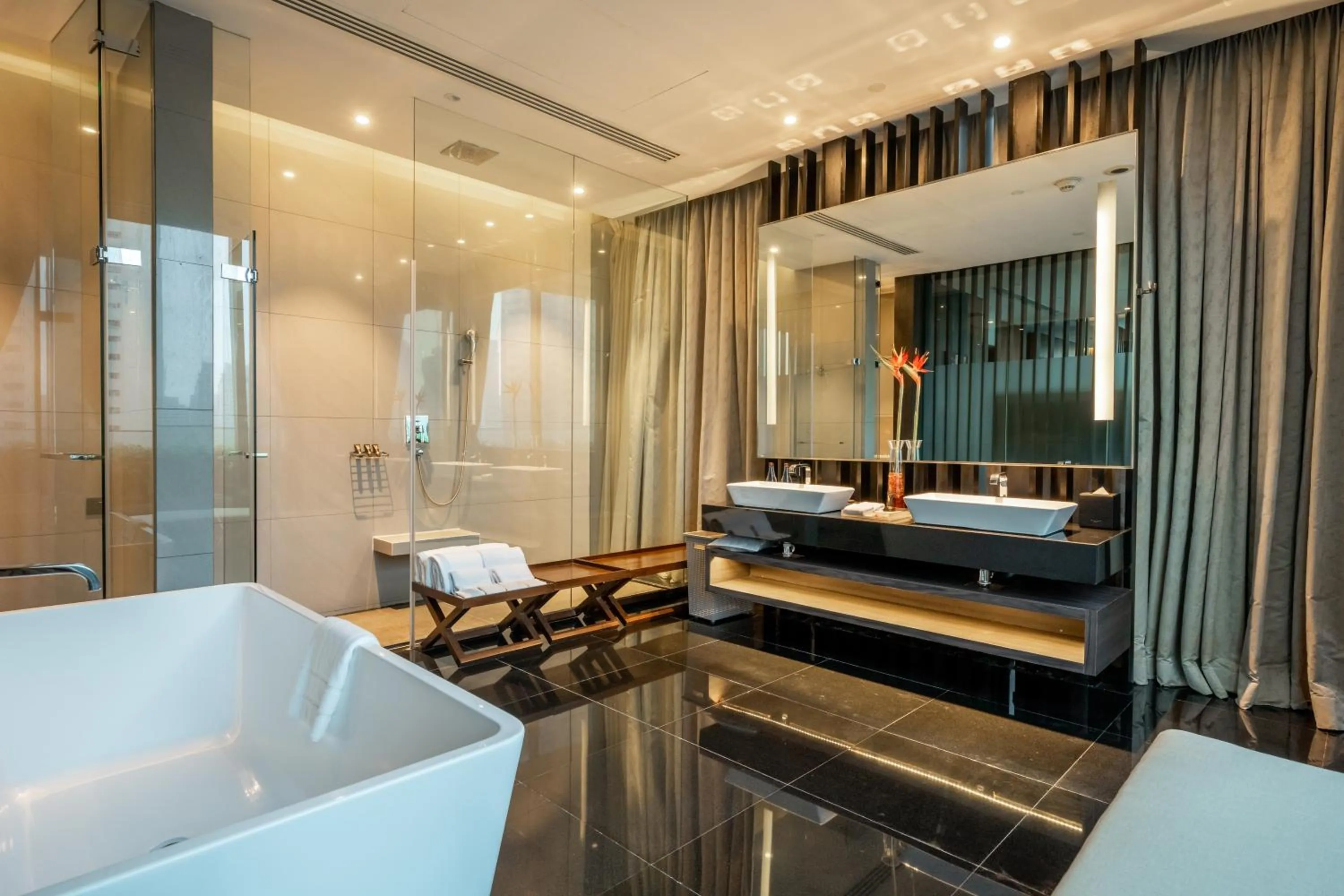 Shower in Amara Bangkok Hotel