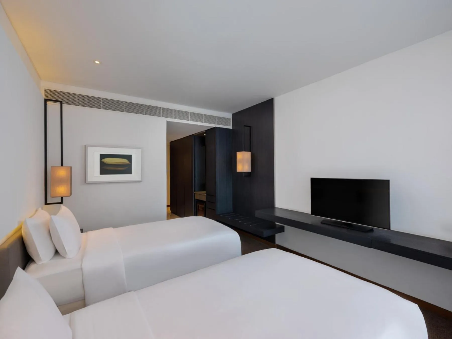 TV and multimedia, Bed in Amara Bangkok Hotel