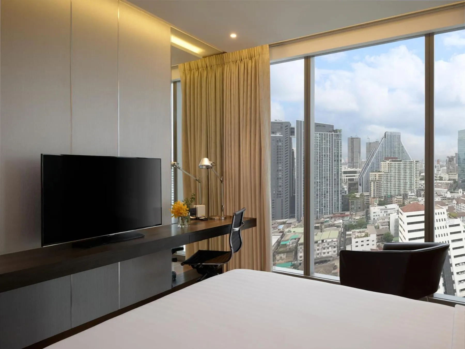 View (from property/room), Bed in Amara Bangkok Hotel
