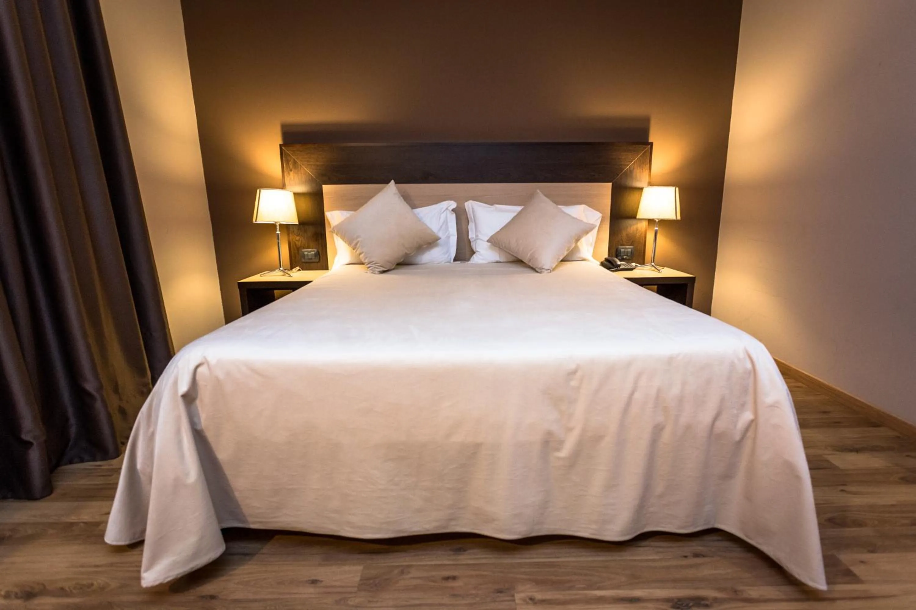 HOTEL DON CAMILLO