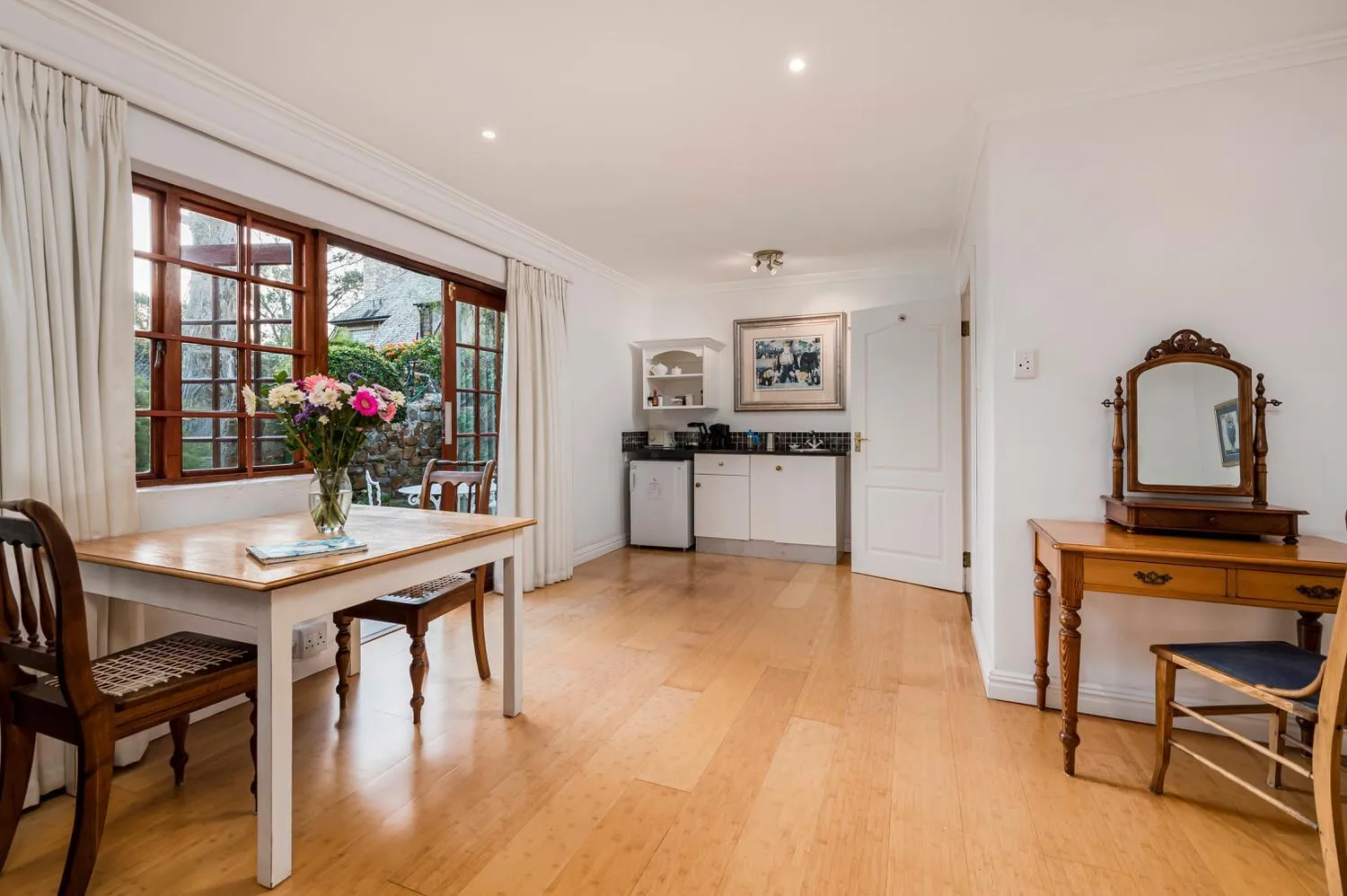 Millbury Guest House