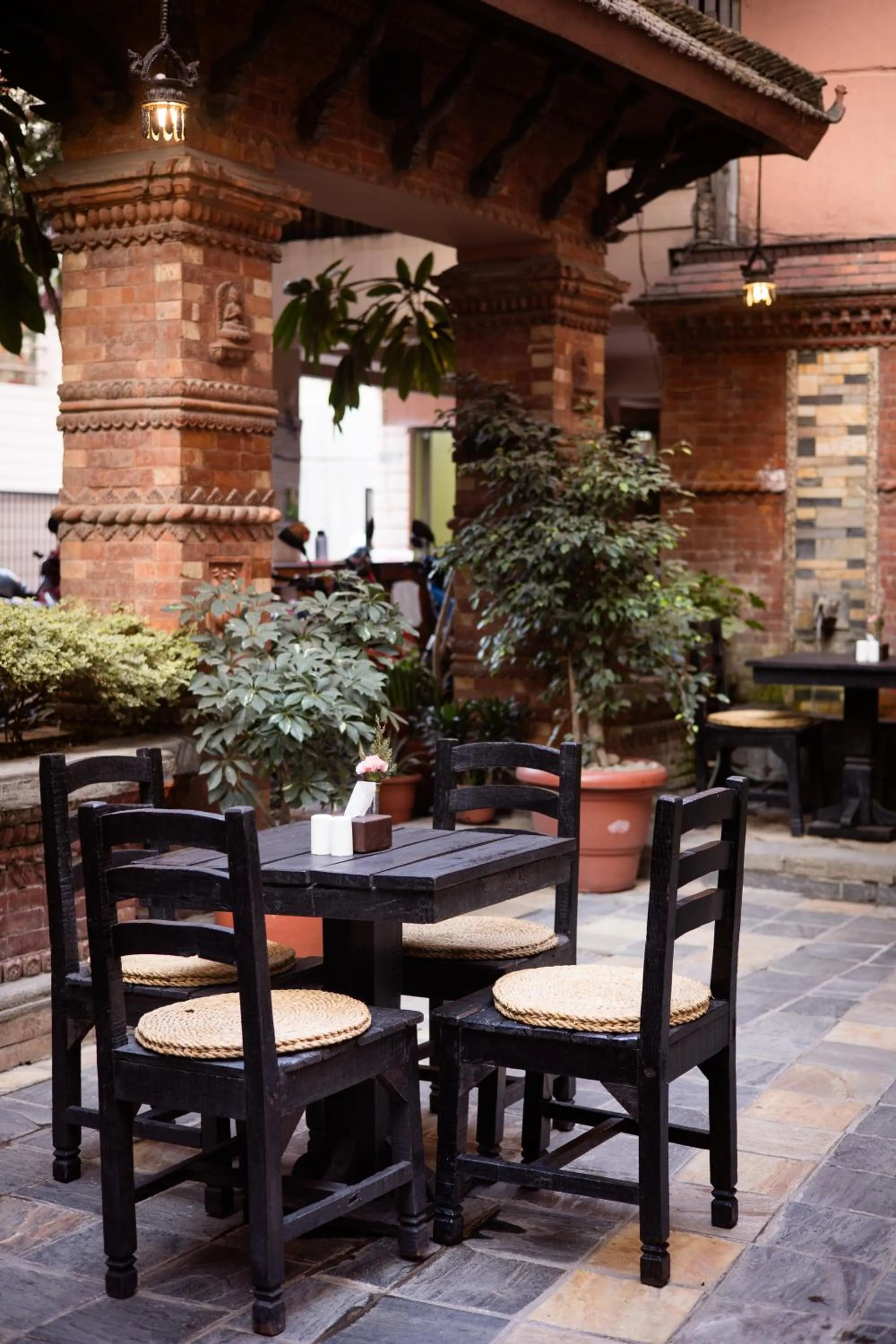 Restaurant/places to eat in Hotel Marshyangdi